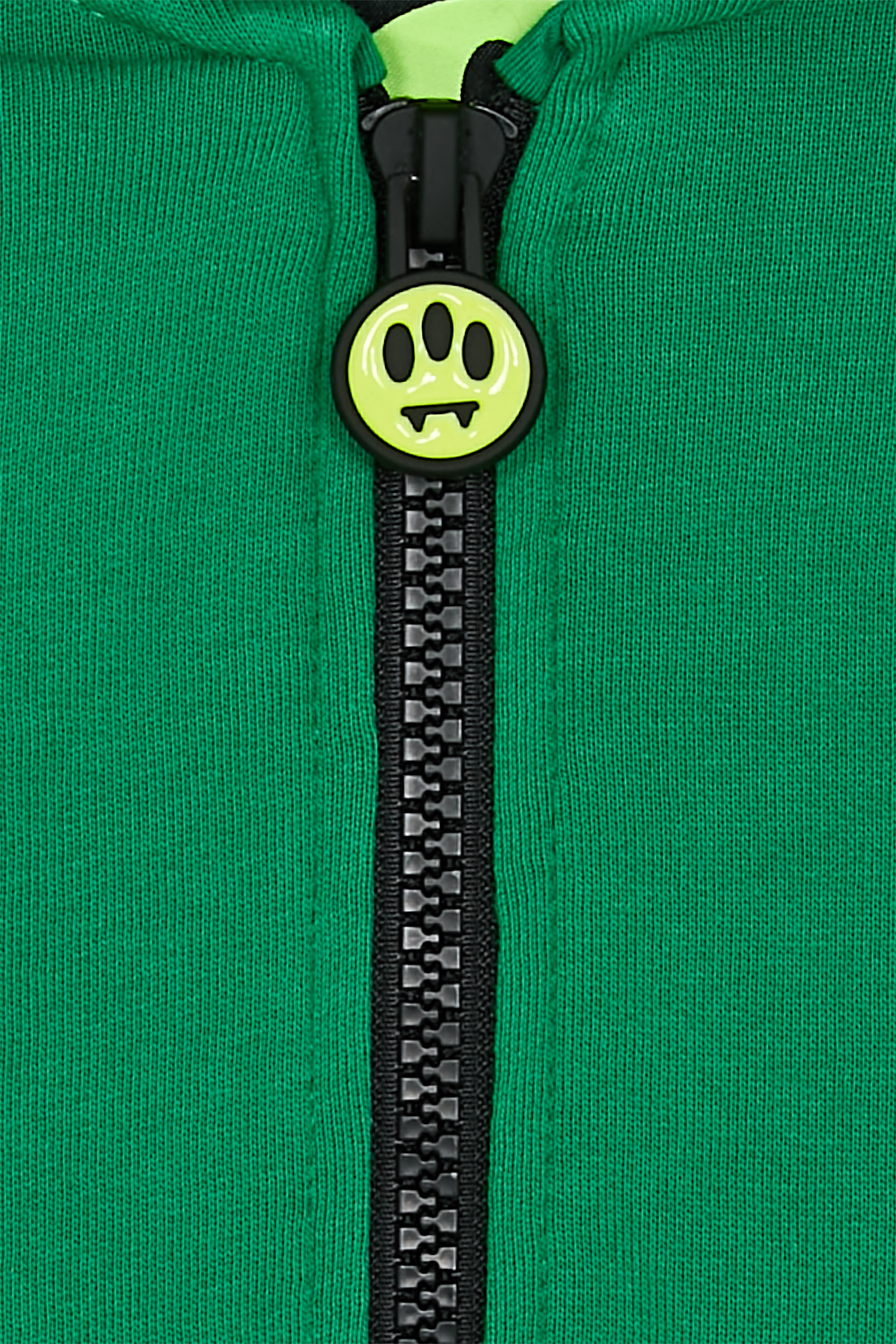 بدلة رياضية بشعار الماركة للأطفال