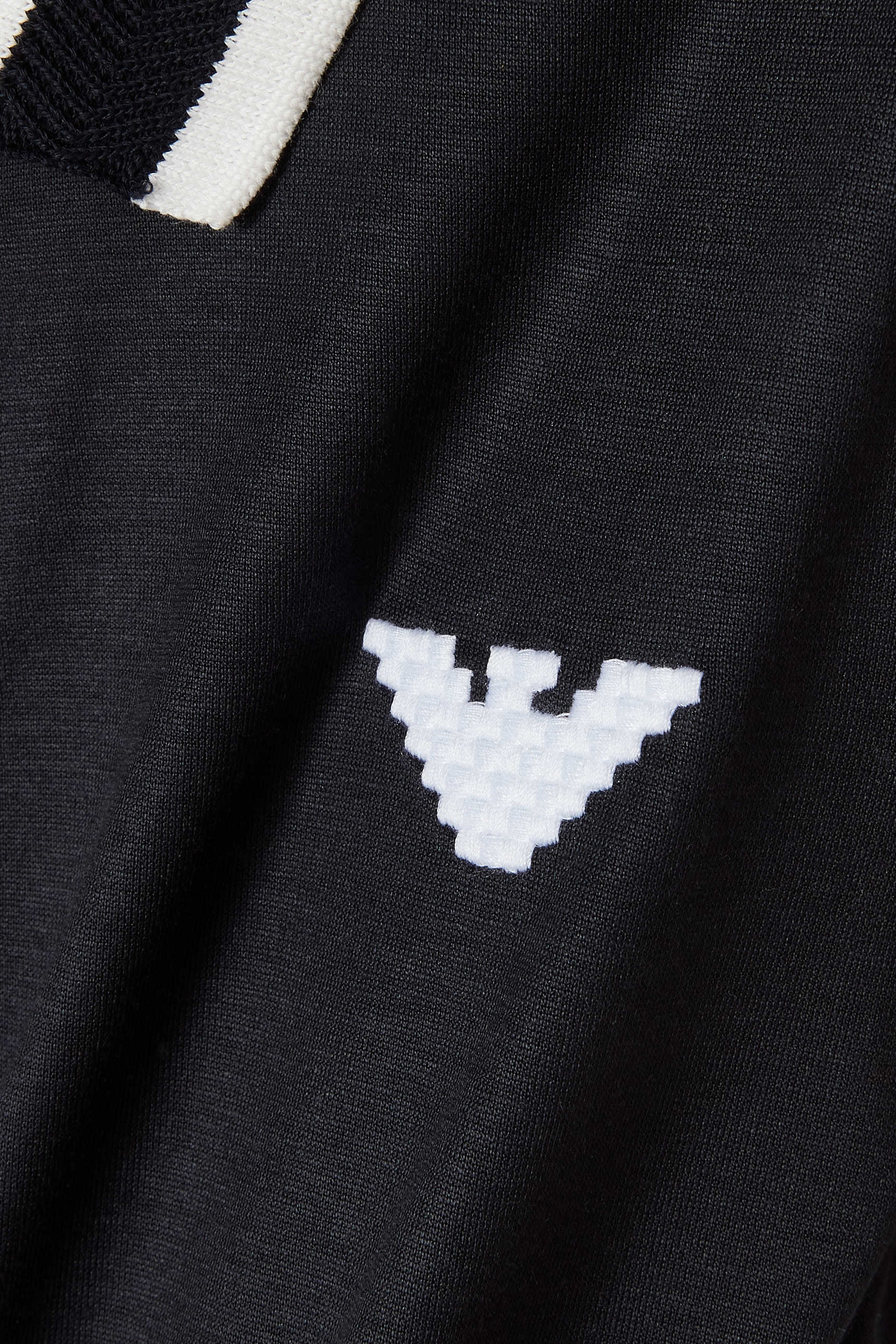 قميص بولو بشعار الماركة للأطفال