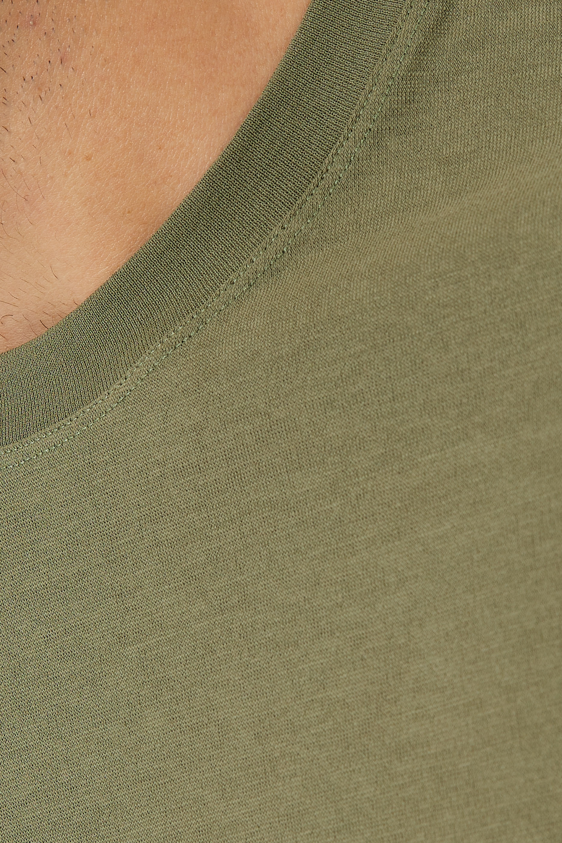 تيشيرت مايكرو قطن