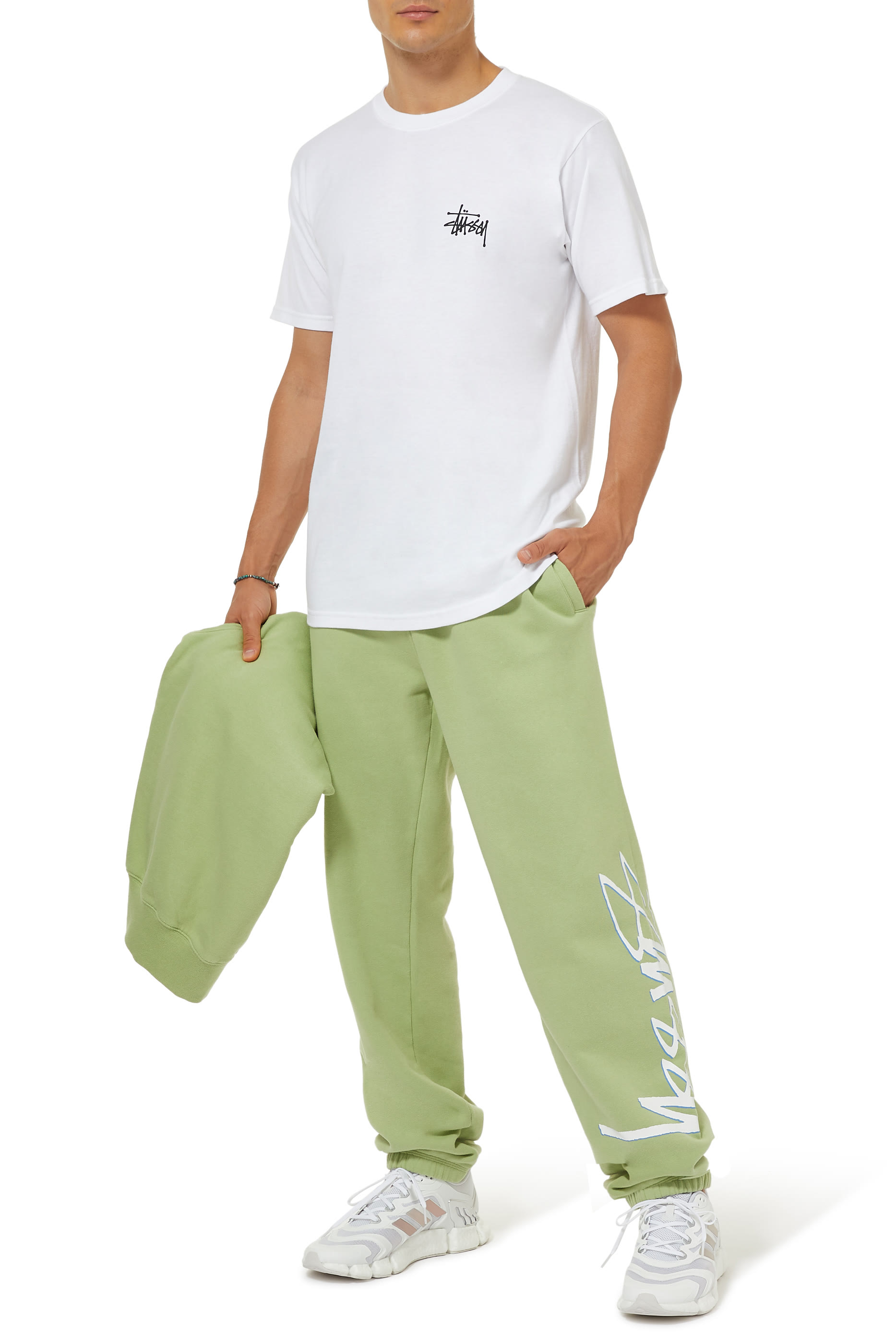 تي شيرت بتصميم بسيط بشعار الماركة