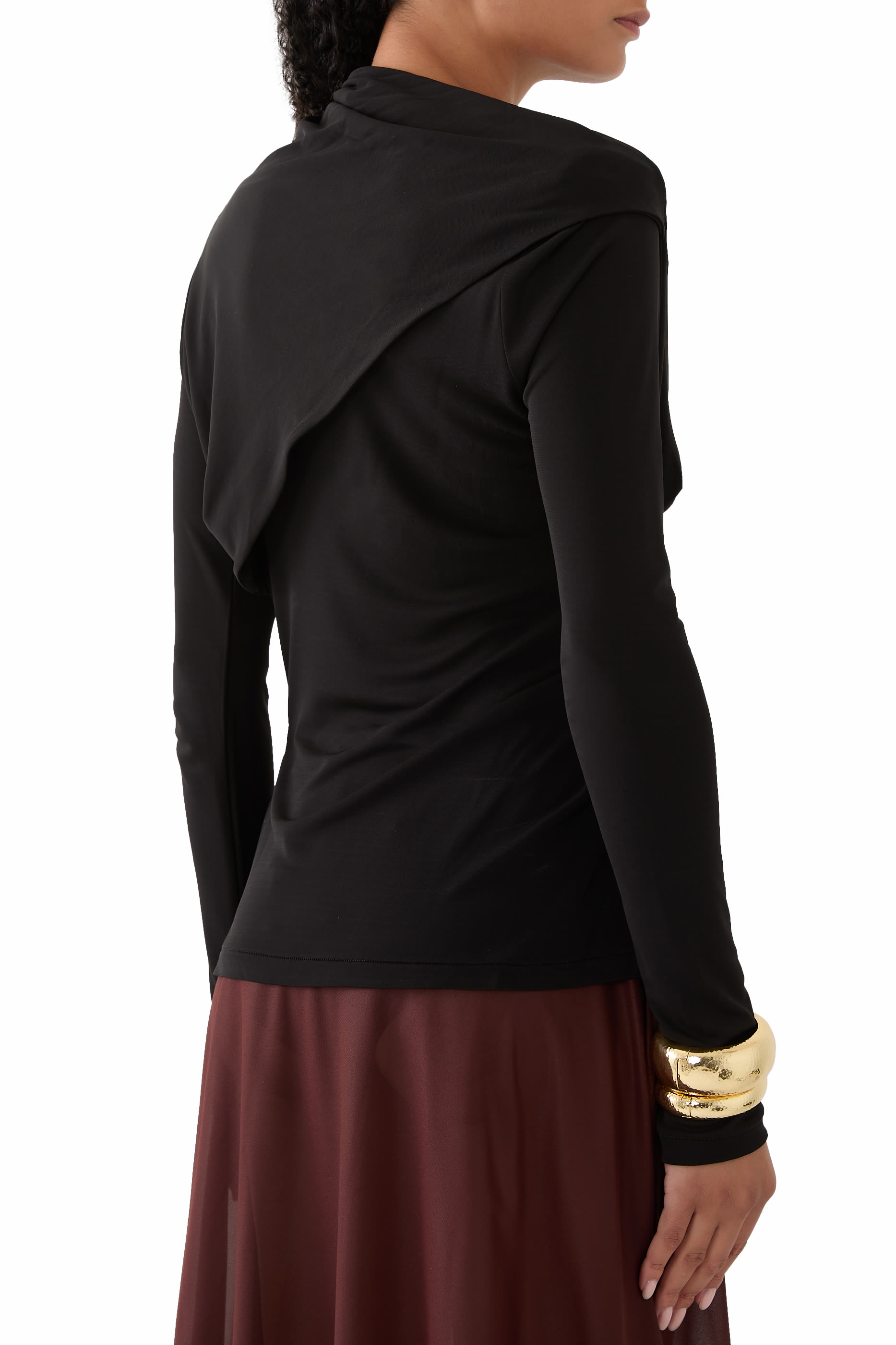 بلوزة ماي بأكمام طويلة