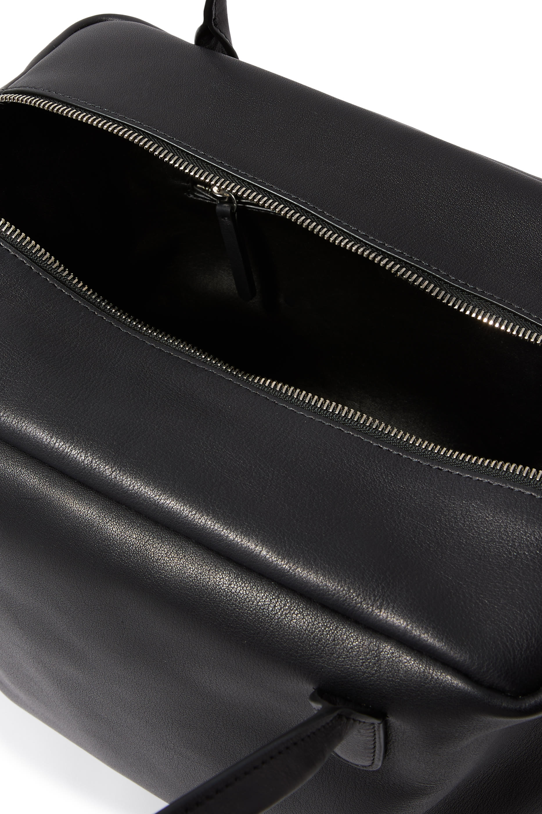 حقيبة هينري