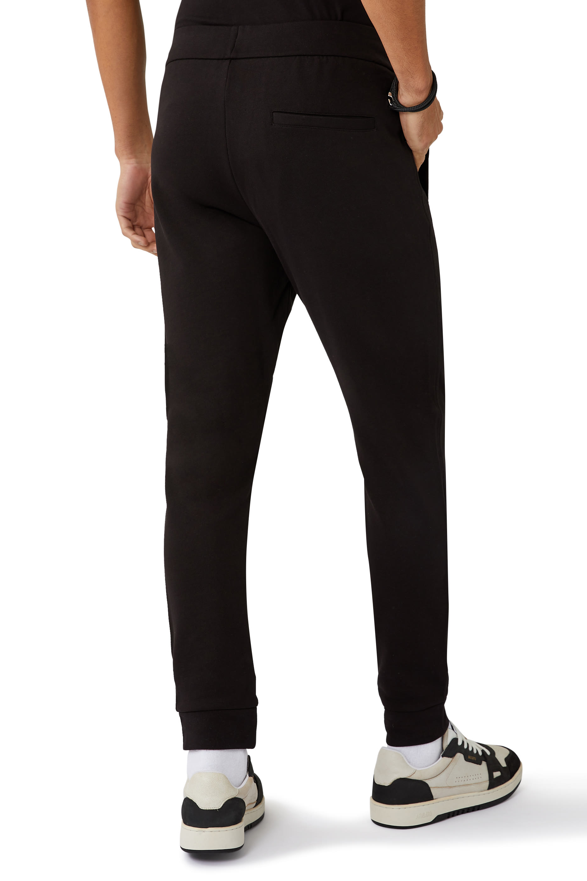 بنطال رياضي بشعار الماركة