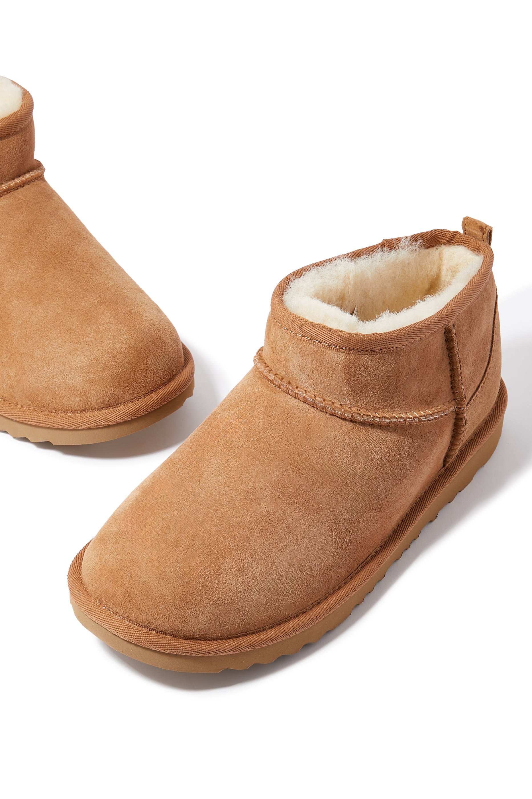 بوت كلاسيكي قصير للغاية للأطفال