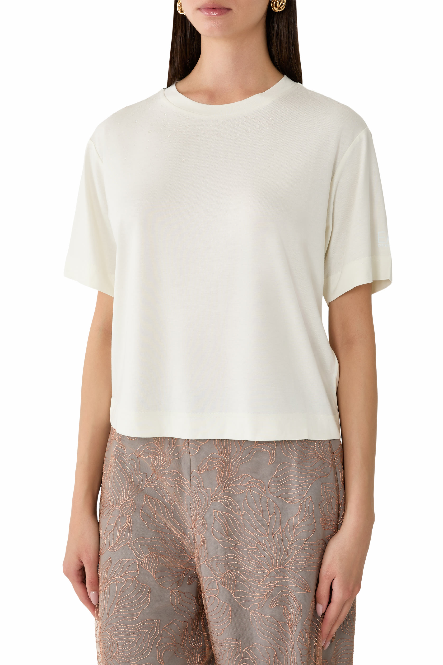 تيشيرت مطرز بالكريستال 