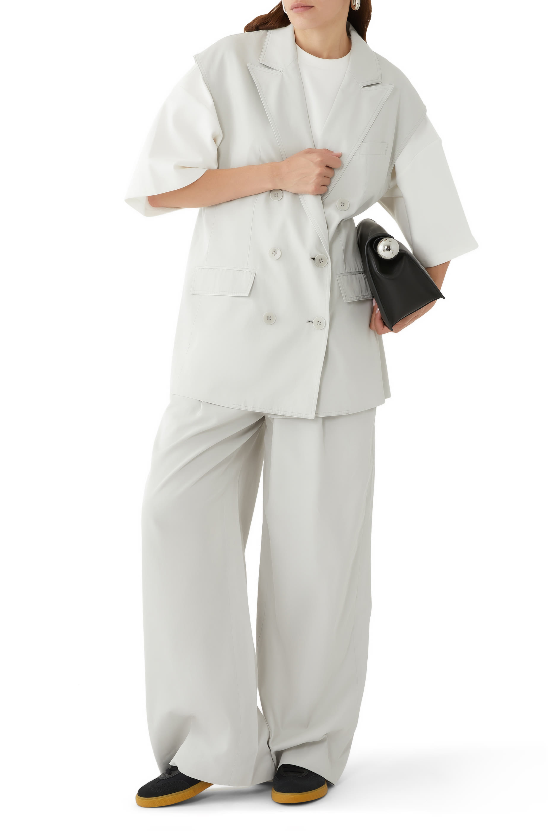 فيست بدلة درابيه بقصة فضفاضة وصفي أزرار