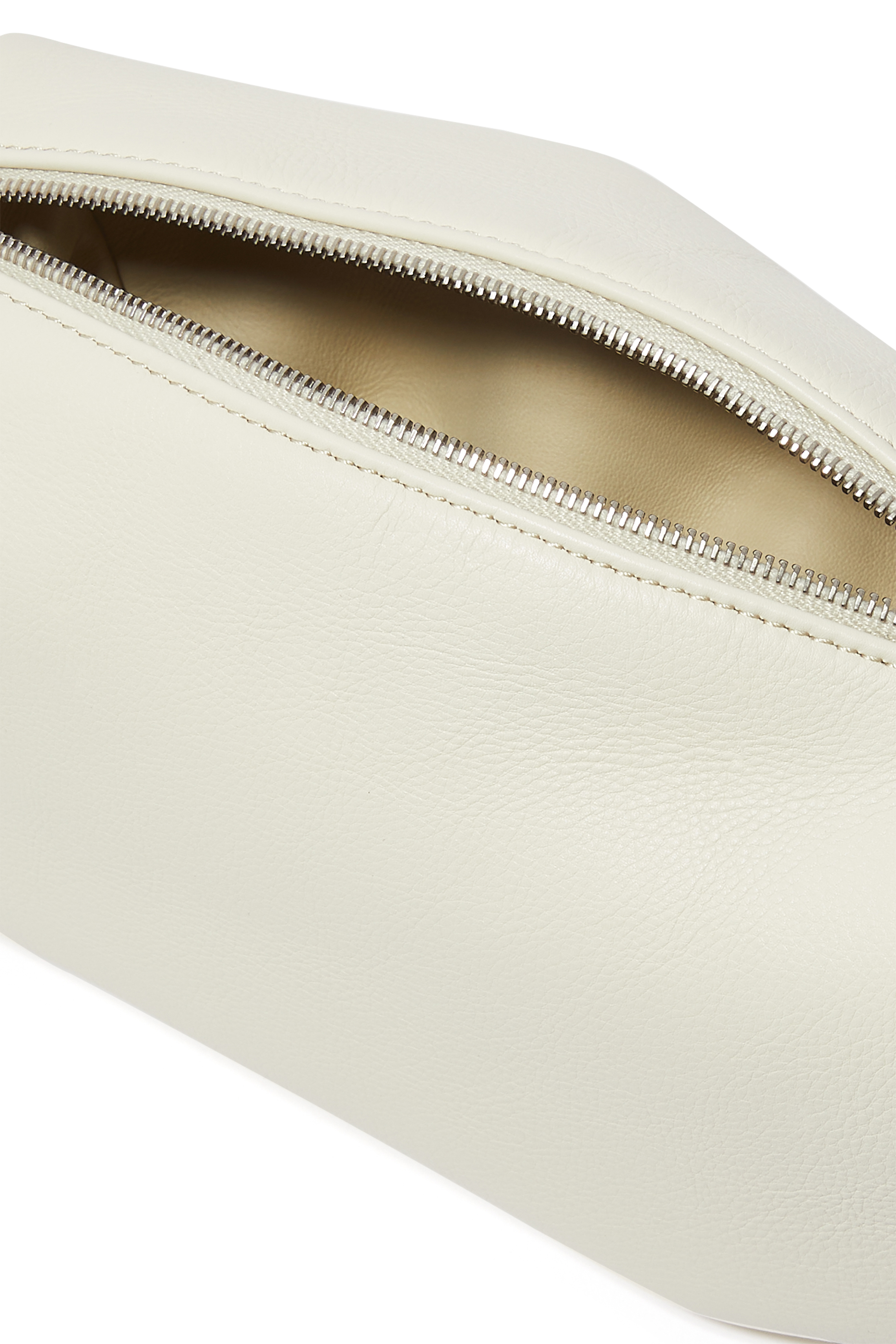 حقيبة كتف ناينتيز جلد