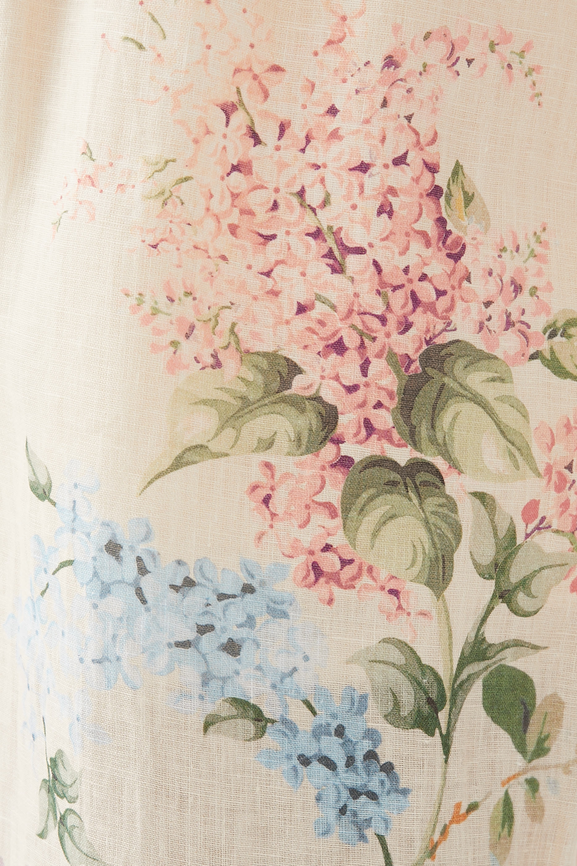 بنطال هاليداي بقصة مريحة