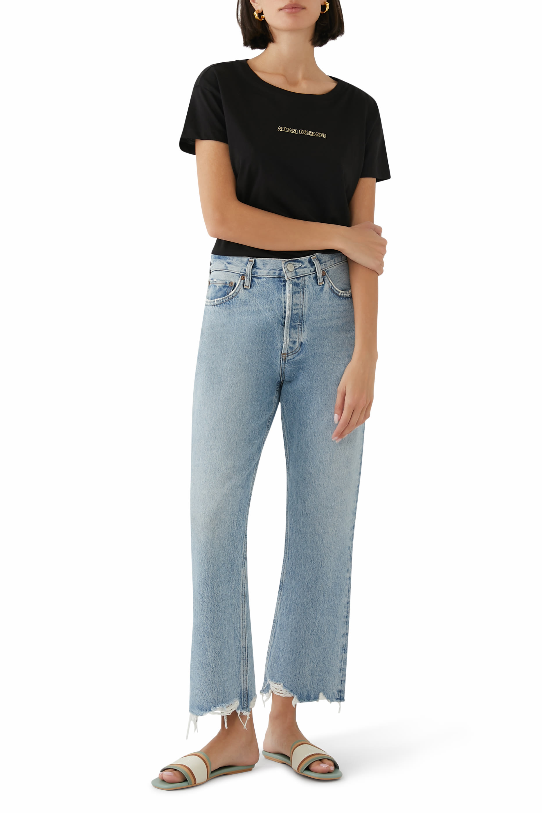 تيشيرت بشعار الماركة