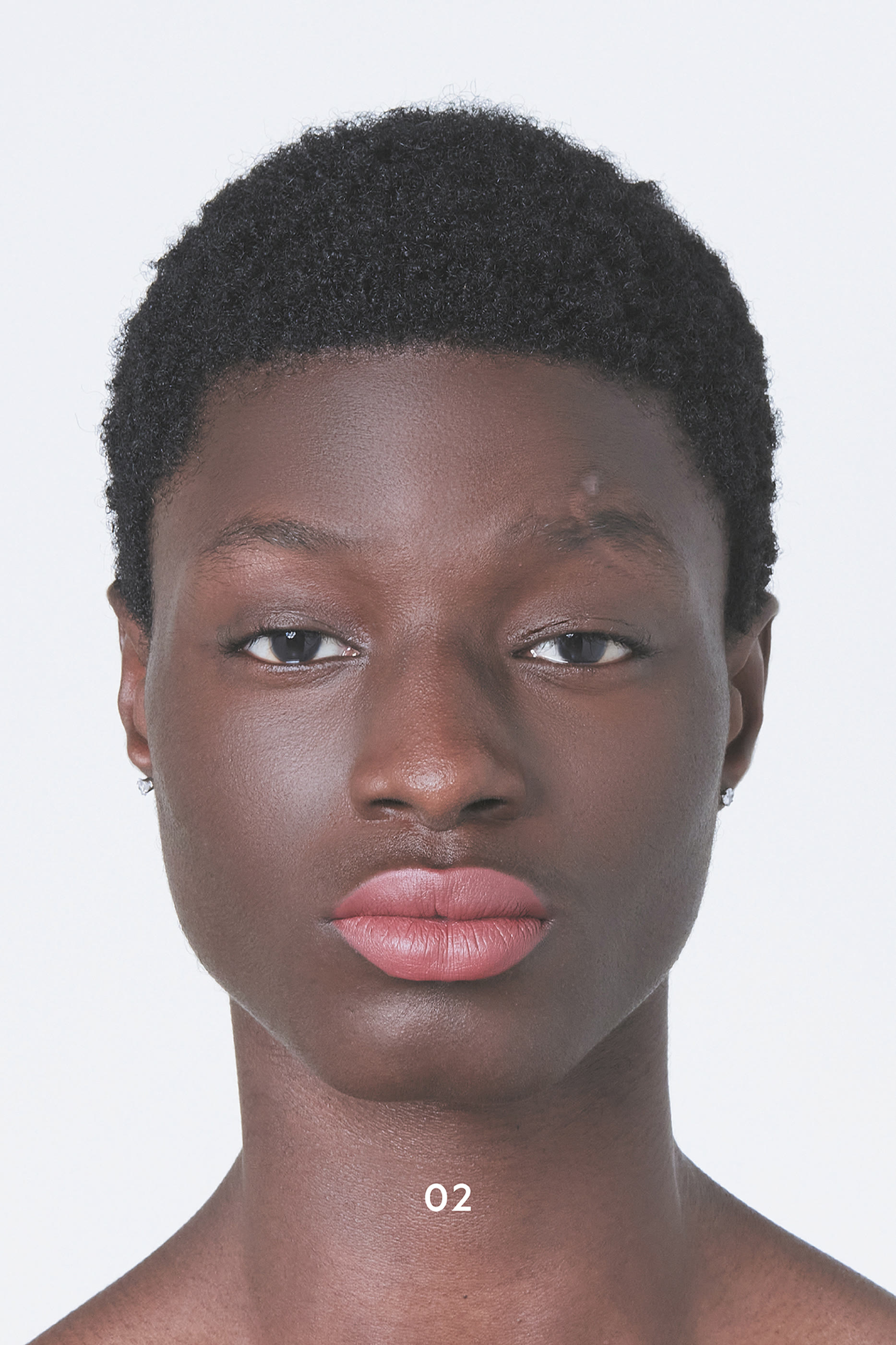 قلم تحديد الشفاه كونتور دي ليفر درجة 02 تيندر