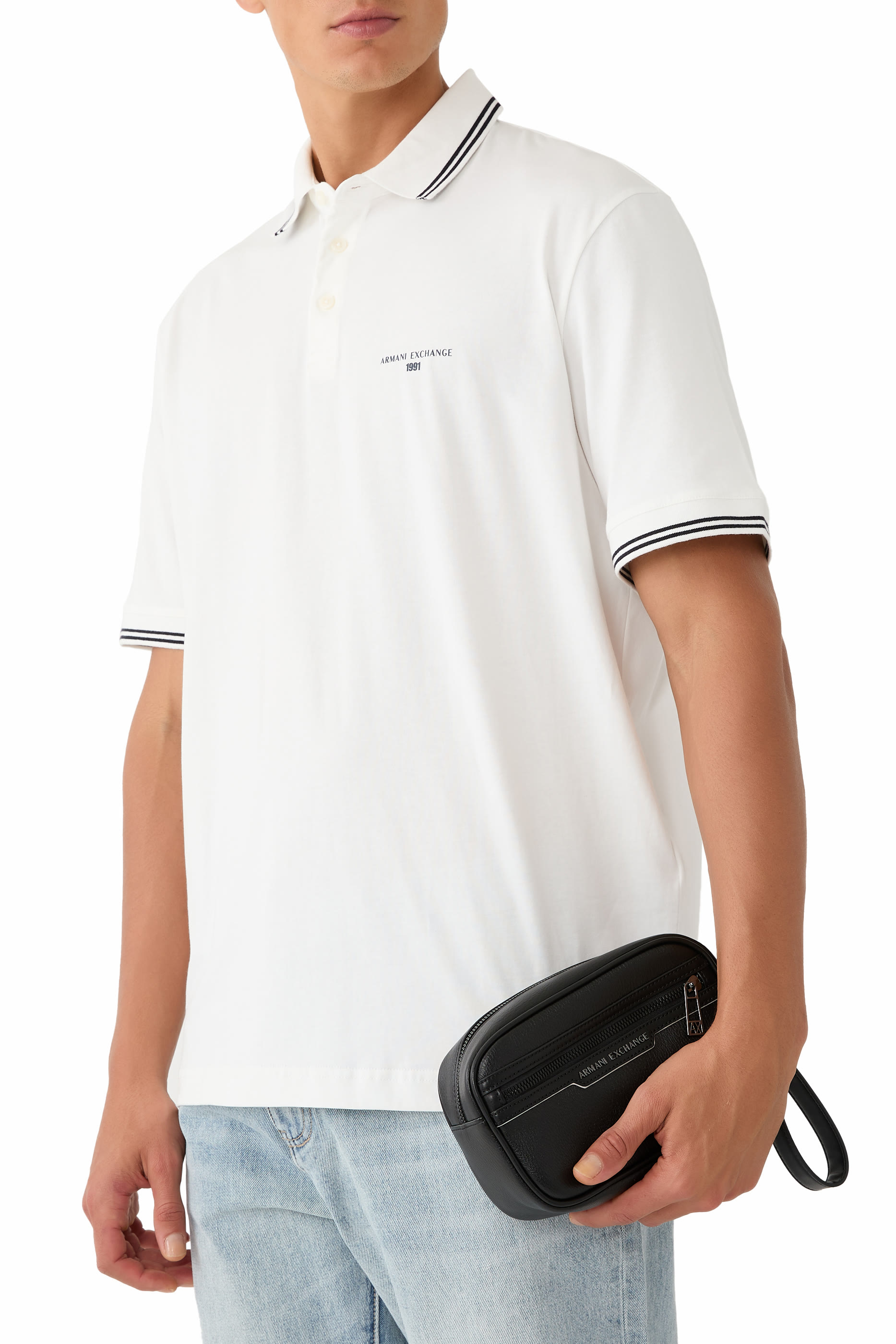 حقيبة مستحضرات عناية شخصية بشعار الماركة