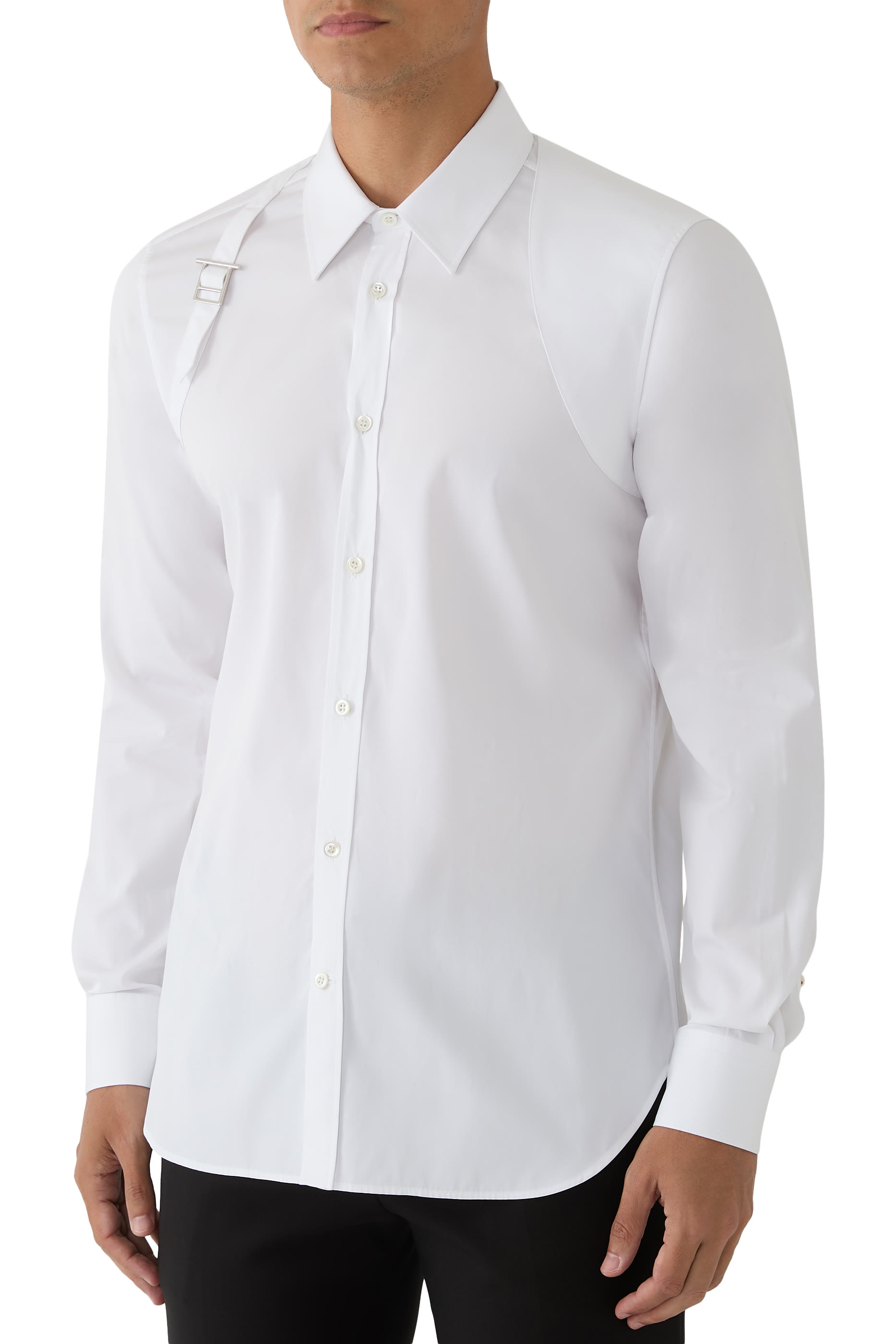 قميص بحمالة بإبزيم بتصميم حرف T