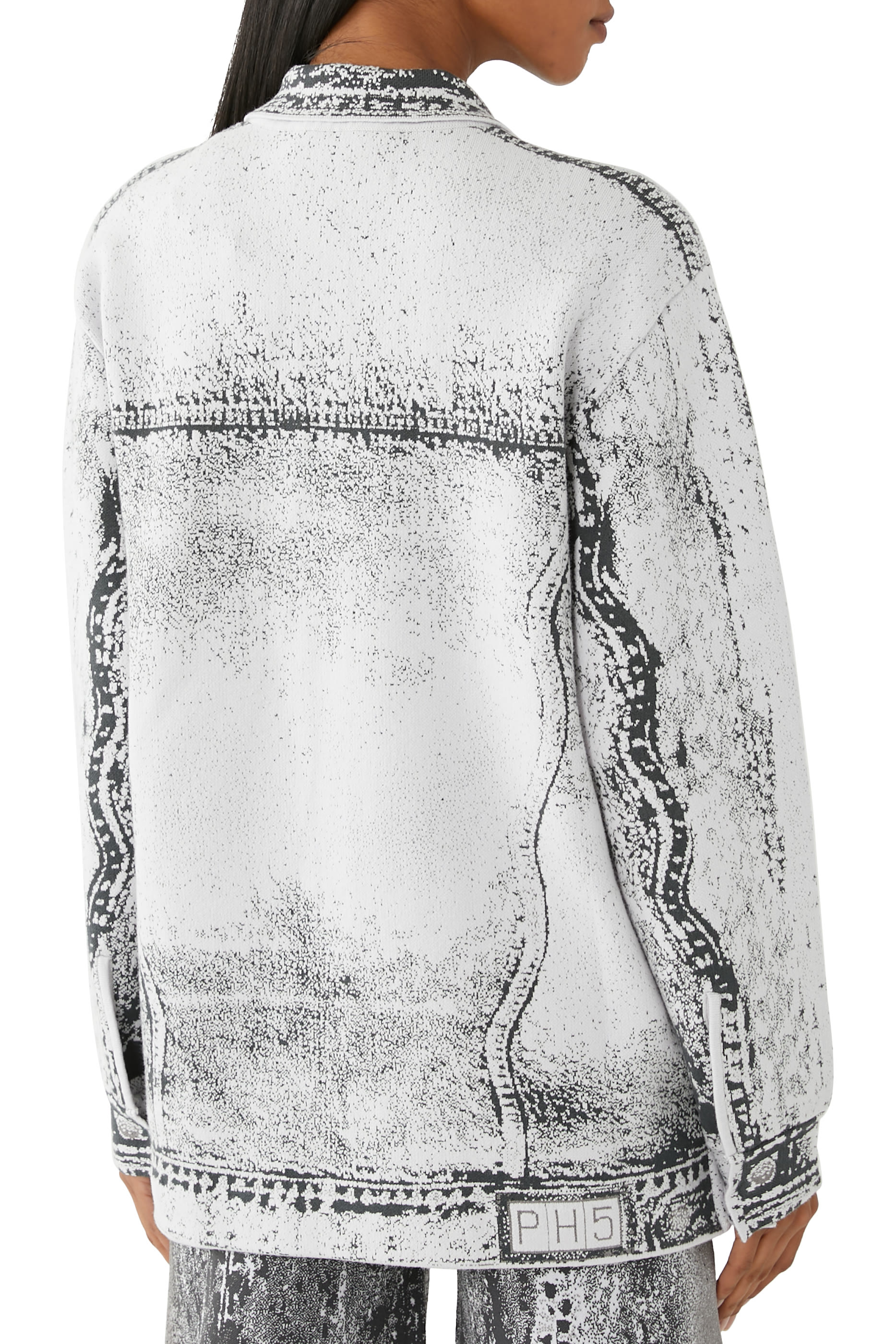 جاكيت هانا بقصة فضفاضة دنيم بنقشة