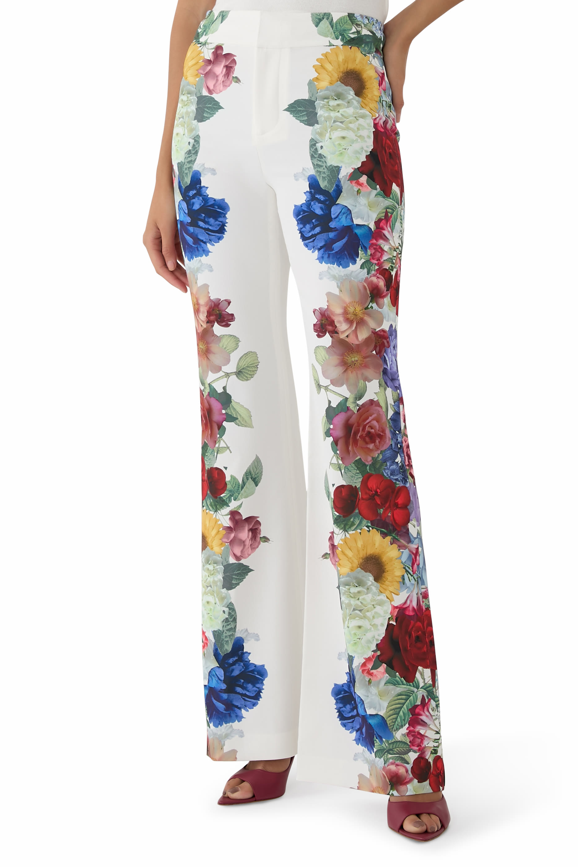 بنطال أدرو بوت كت بقصة ضيقة