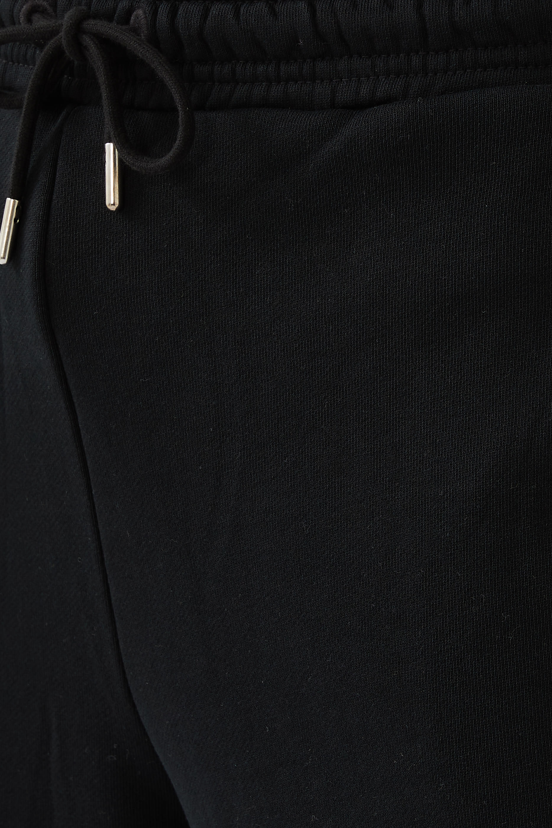 شورت رياضي نسيج بارز الملمس