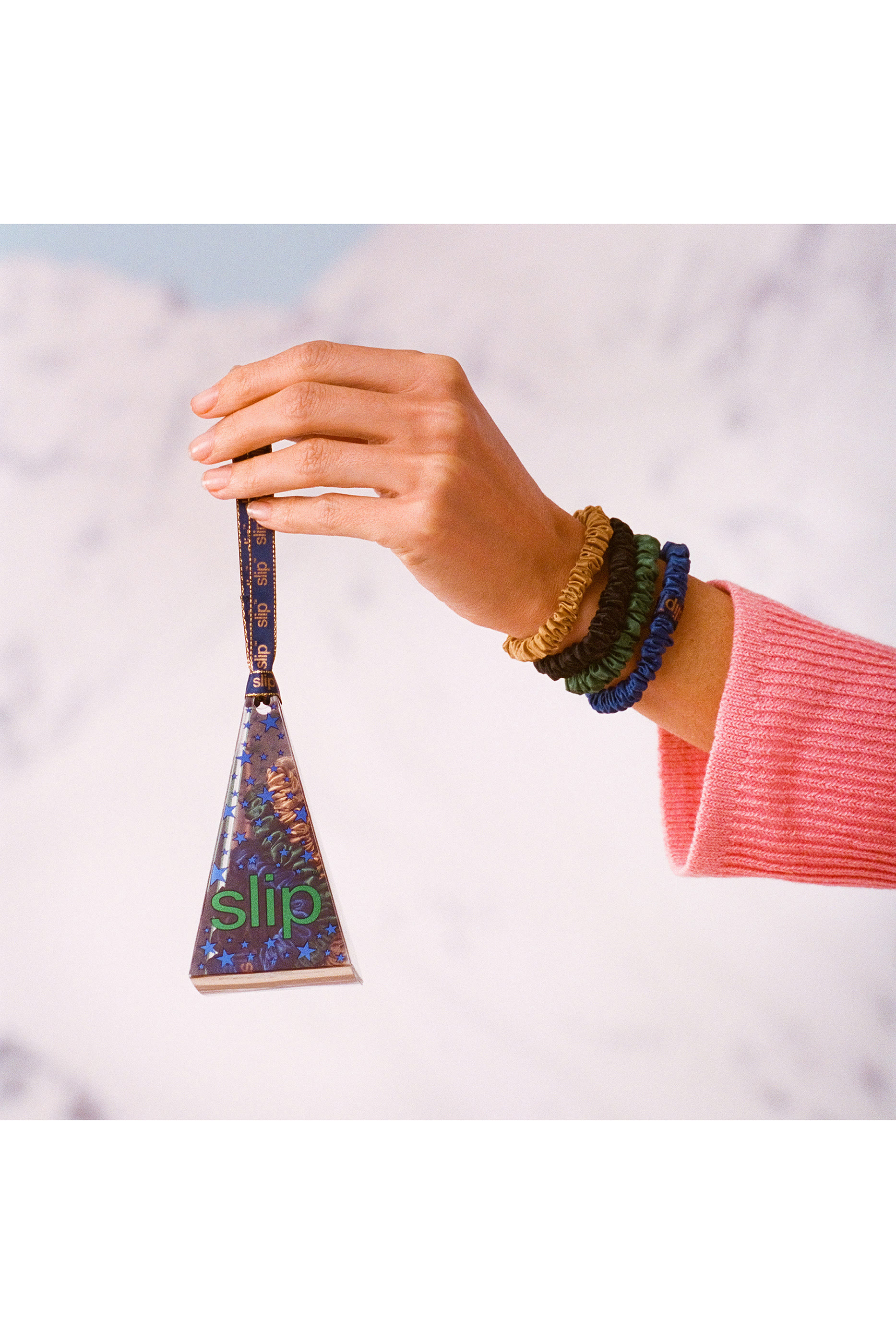 ربطة شعر بايج للزينة