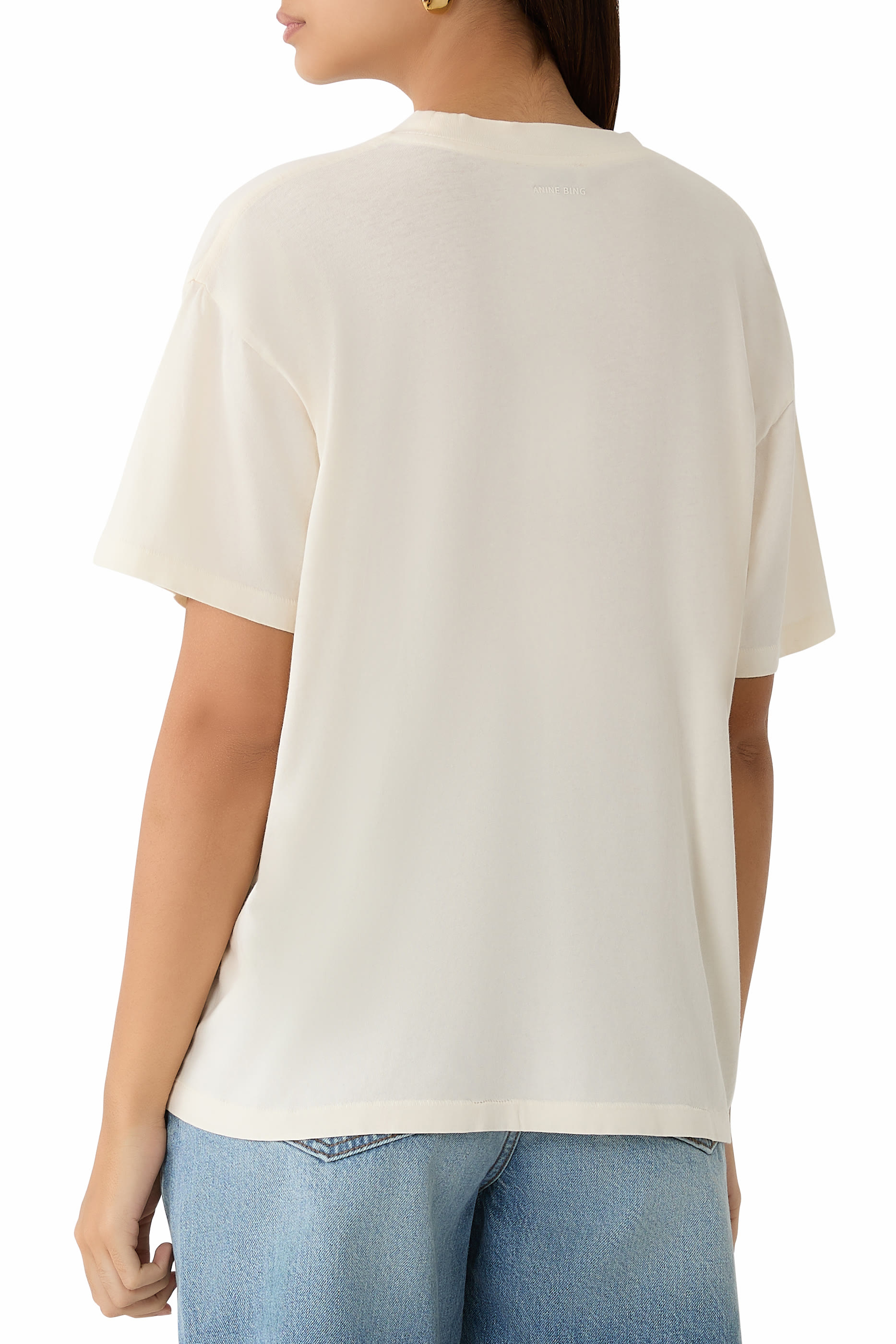 تيشيرت كاد بنقشة زهور برية 