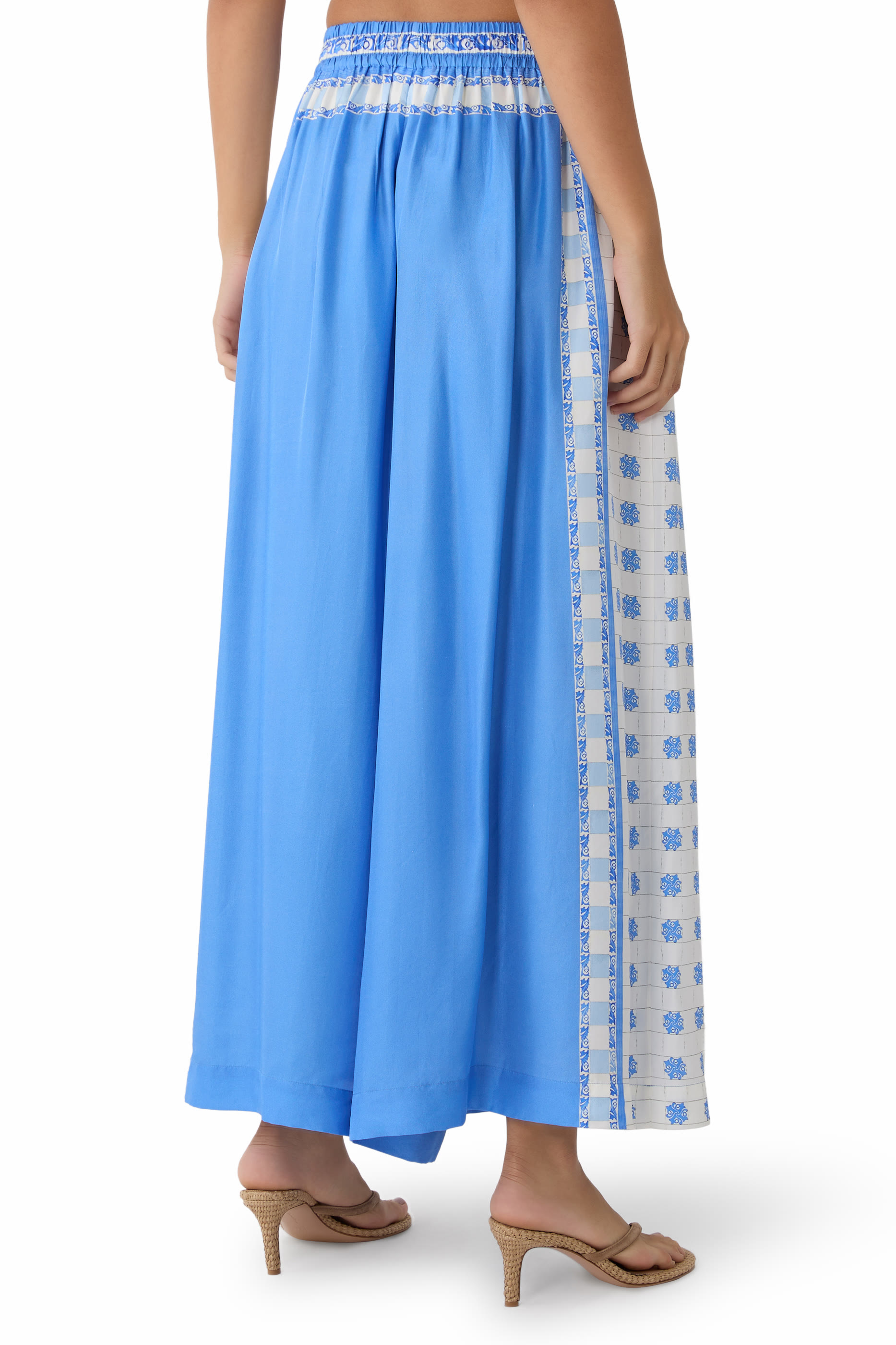 بنطال بقصة ساق واسعة مع خصر مطاطي ونقشة