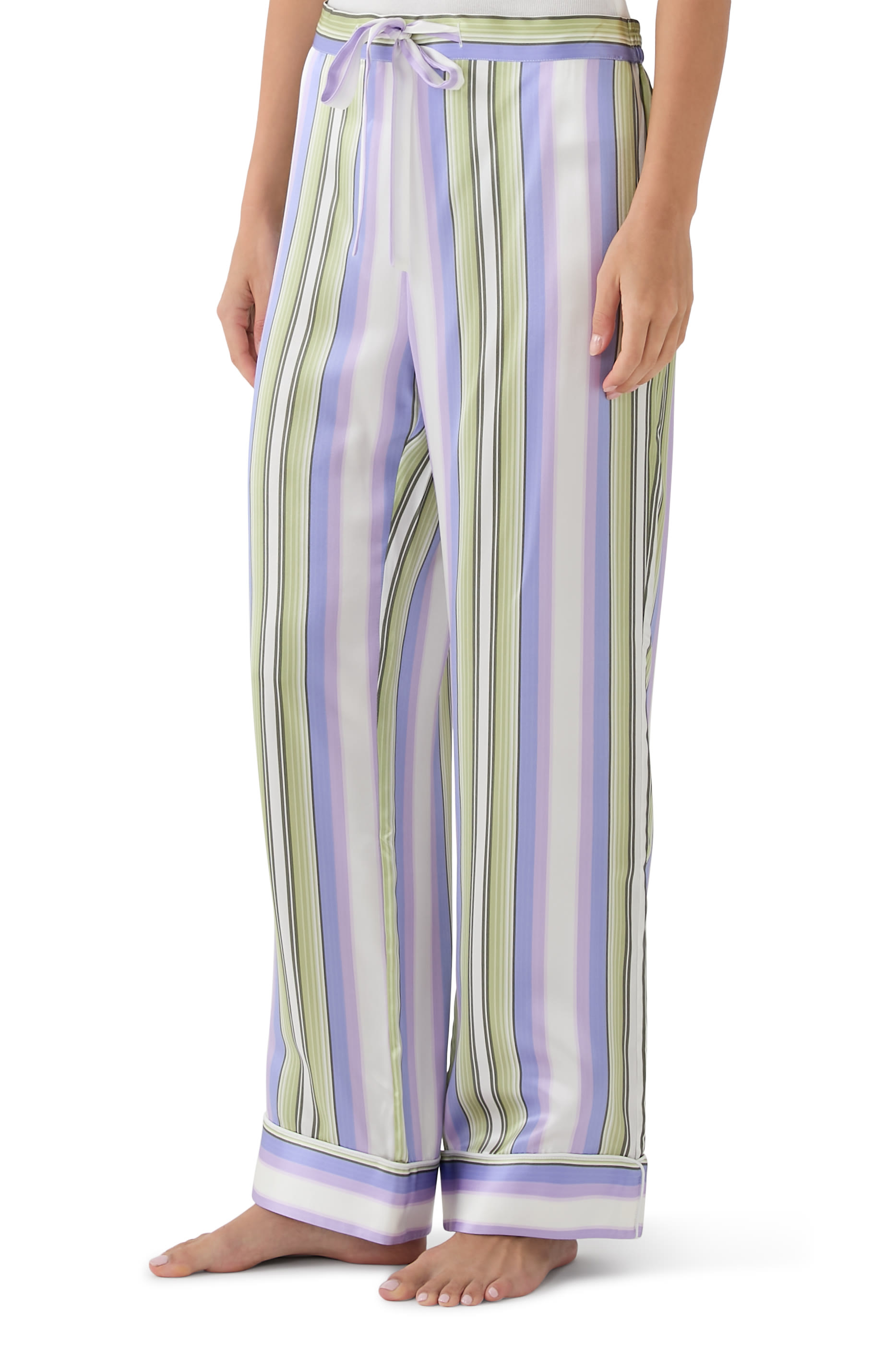 طقم بيجاما ليلا أبالون بلون فيروزي بنقشة زهور