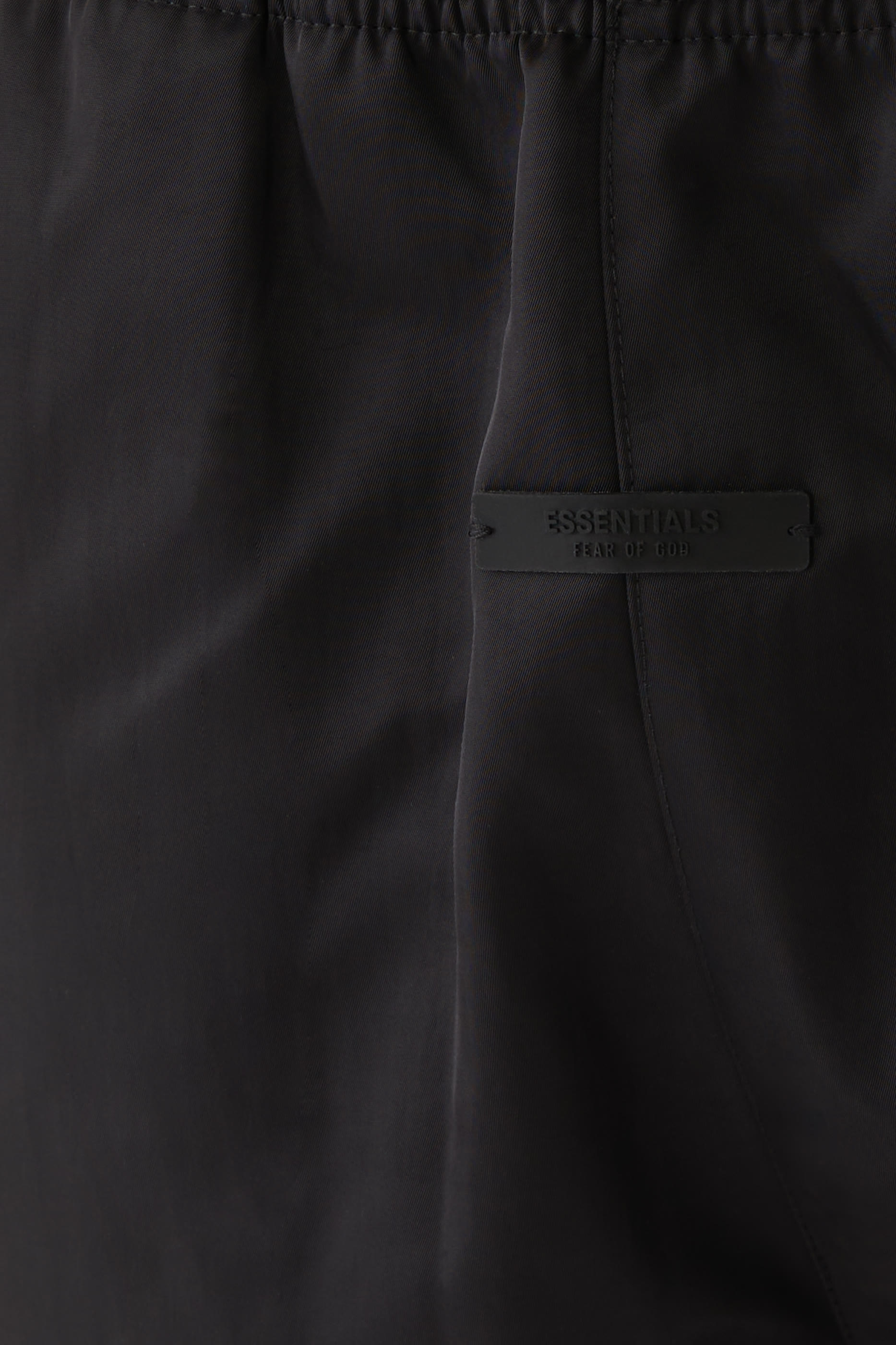 بنطال رياضي خامات نايلون مختلطة