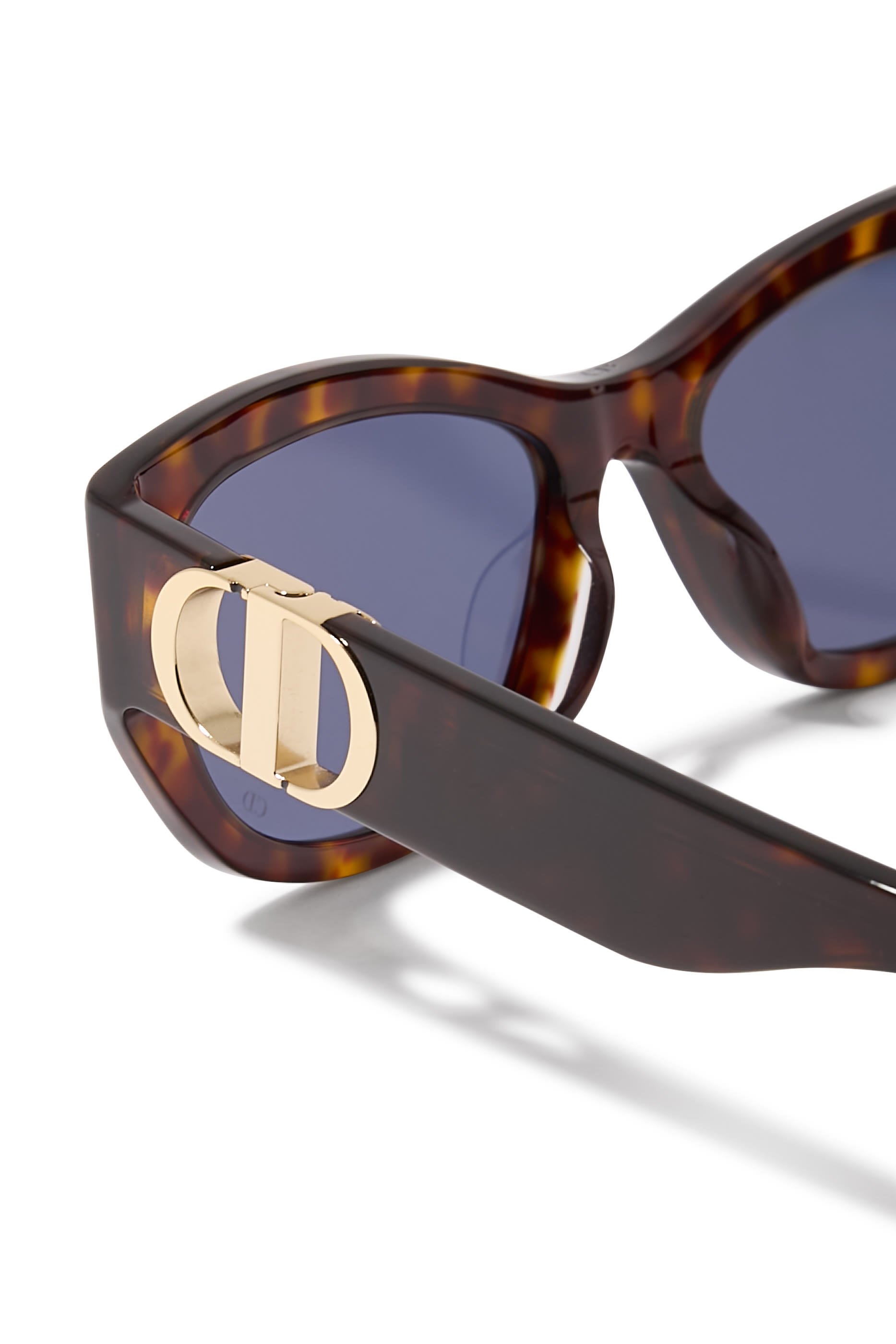 نظارة شمسية 30مونتاين B5U