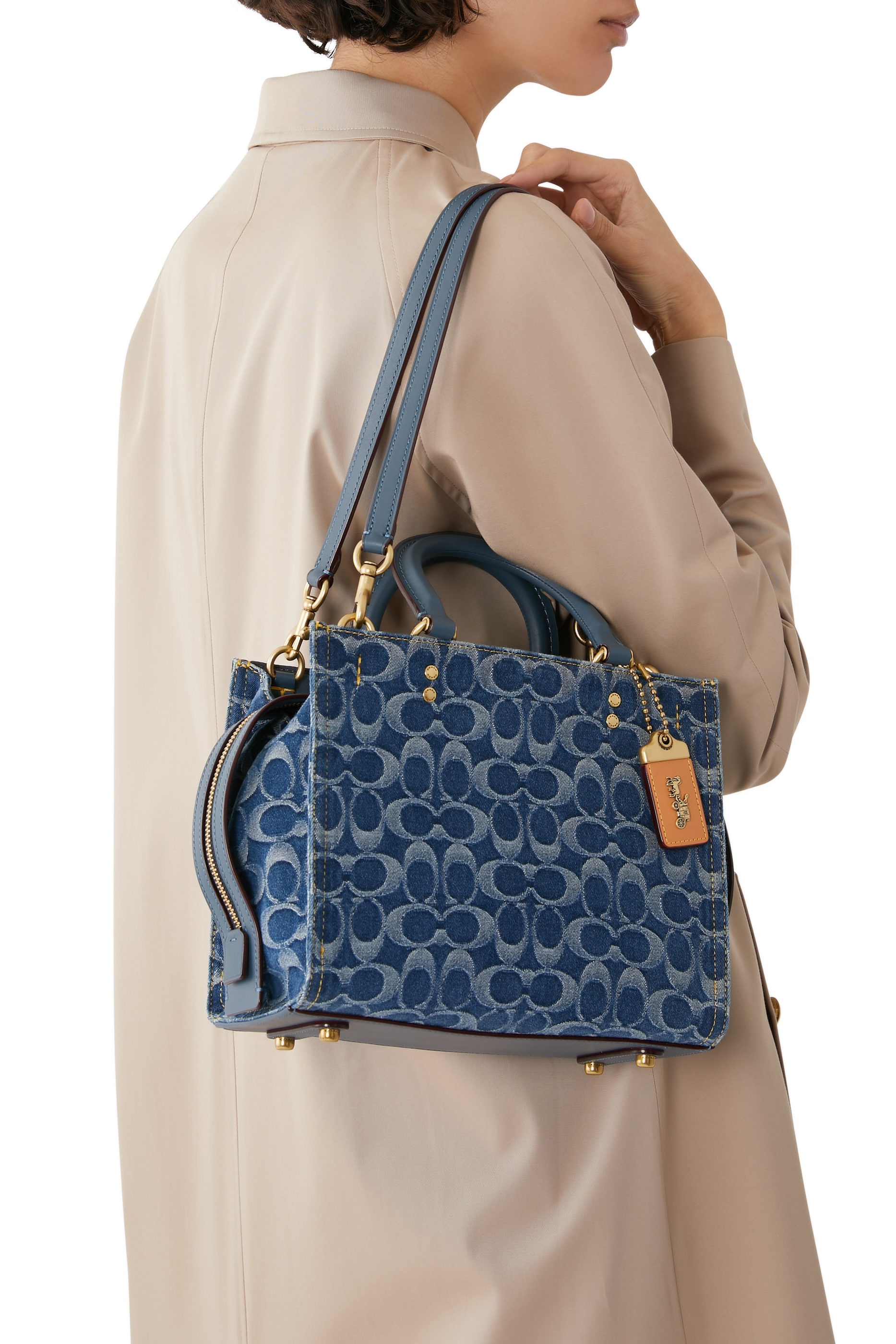 حقيبة روج 25 دنيم بشعار الماركة