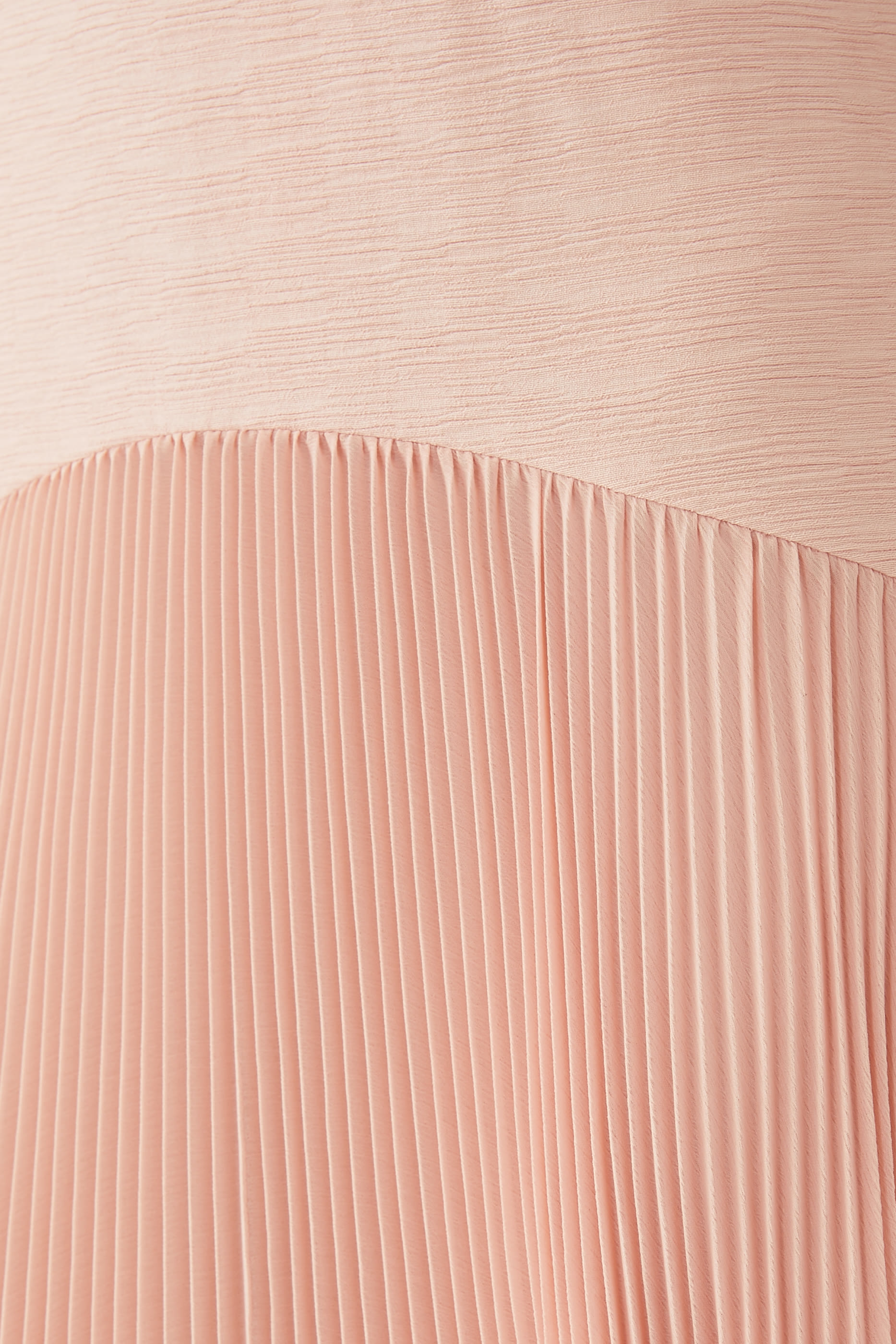 فستان سونيفا بلا حمالات