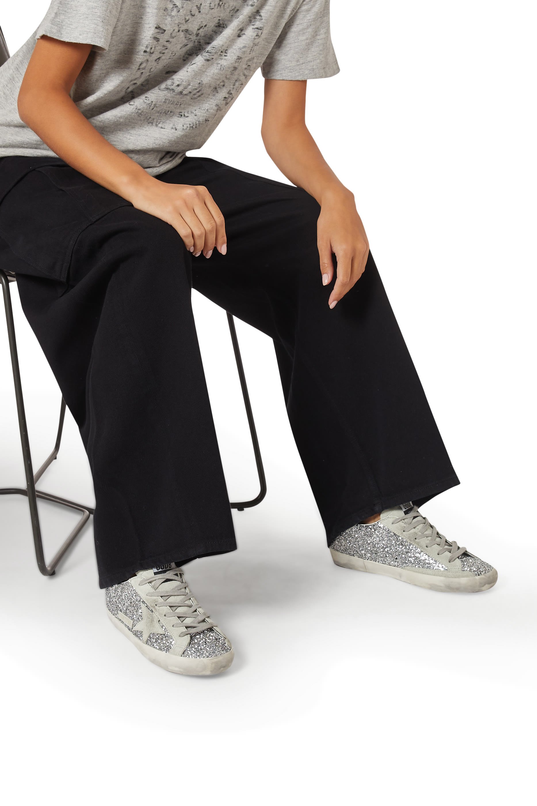 سنيكرز سوبر ستار مزين بالغليتر