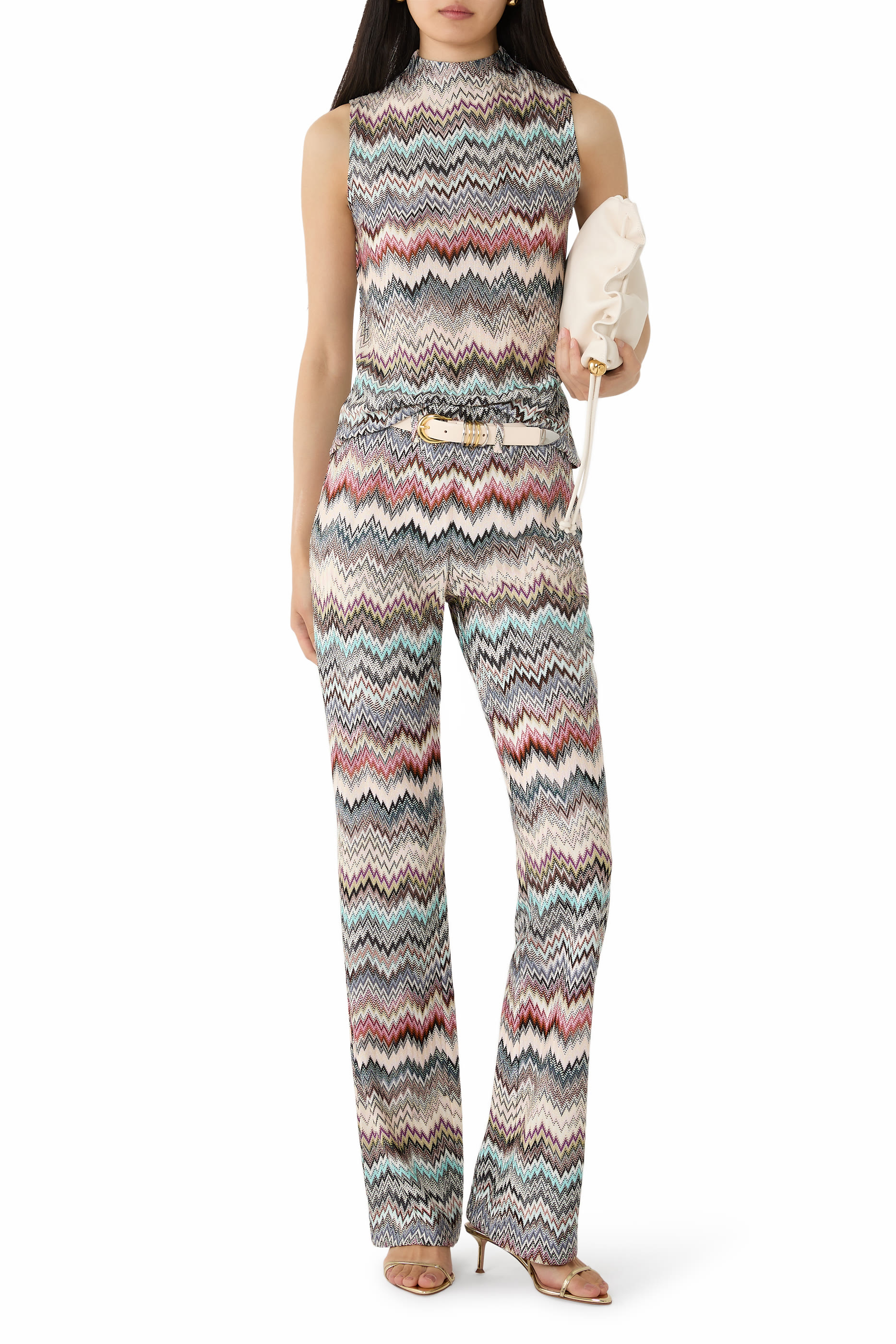  بلوزة بياقة عالية بنقشة جلد الأفعى