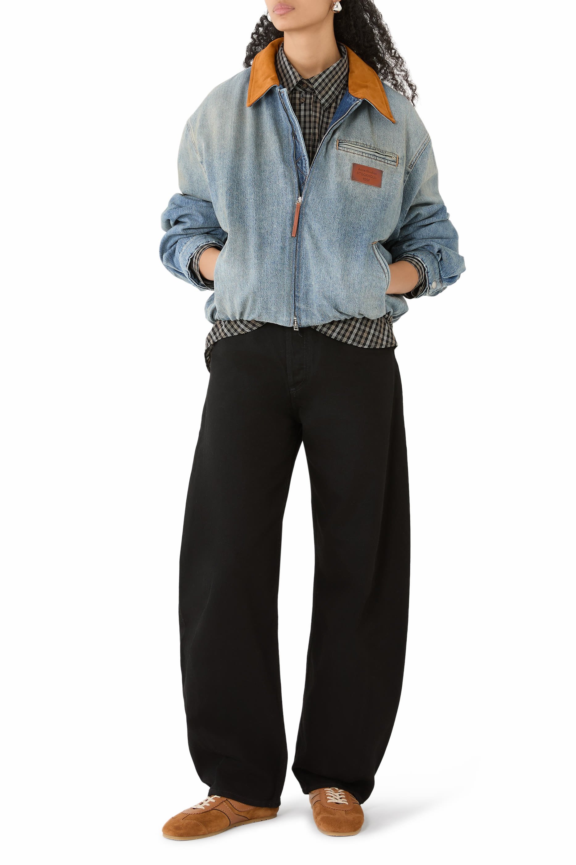 بلوزة بومبر دنيم