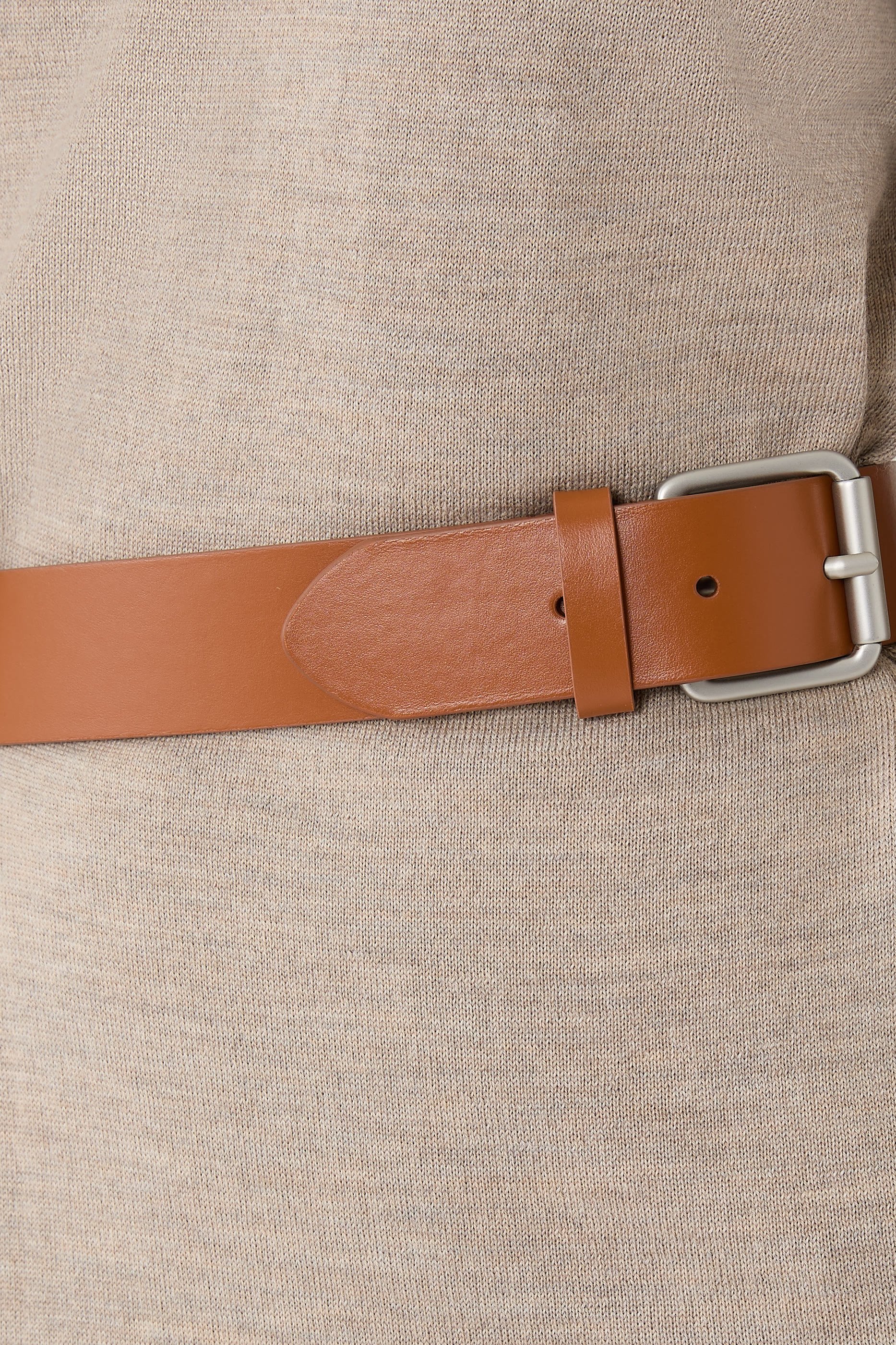 فستان كلاسيك نيو تايلورينج متوسط الطول