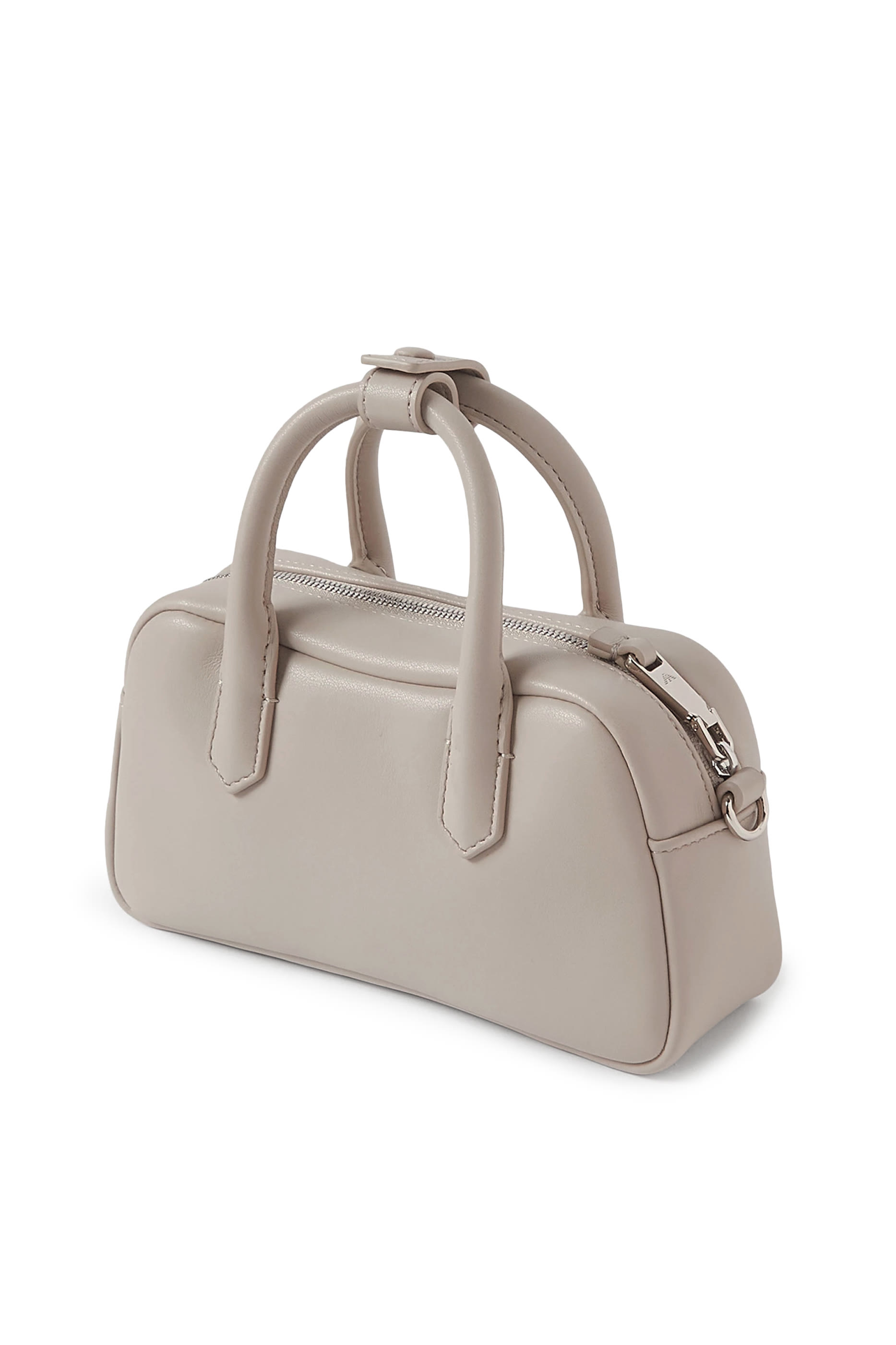 حقيبة يد بشعار الماركة جلد