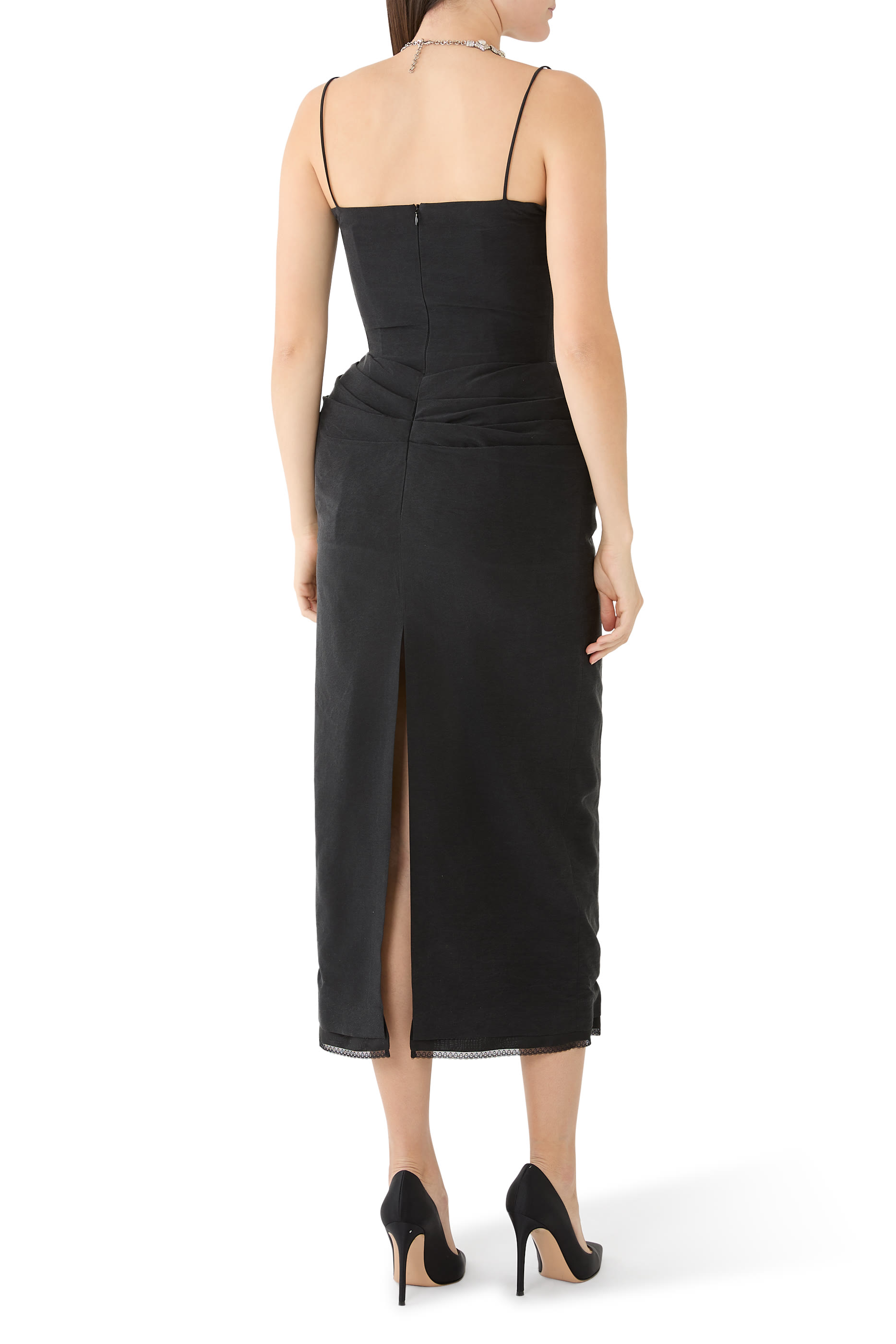 فستان متوسط الطول بنمط مشد بدانتيل عند الياقة