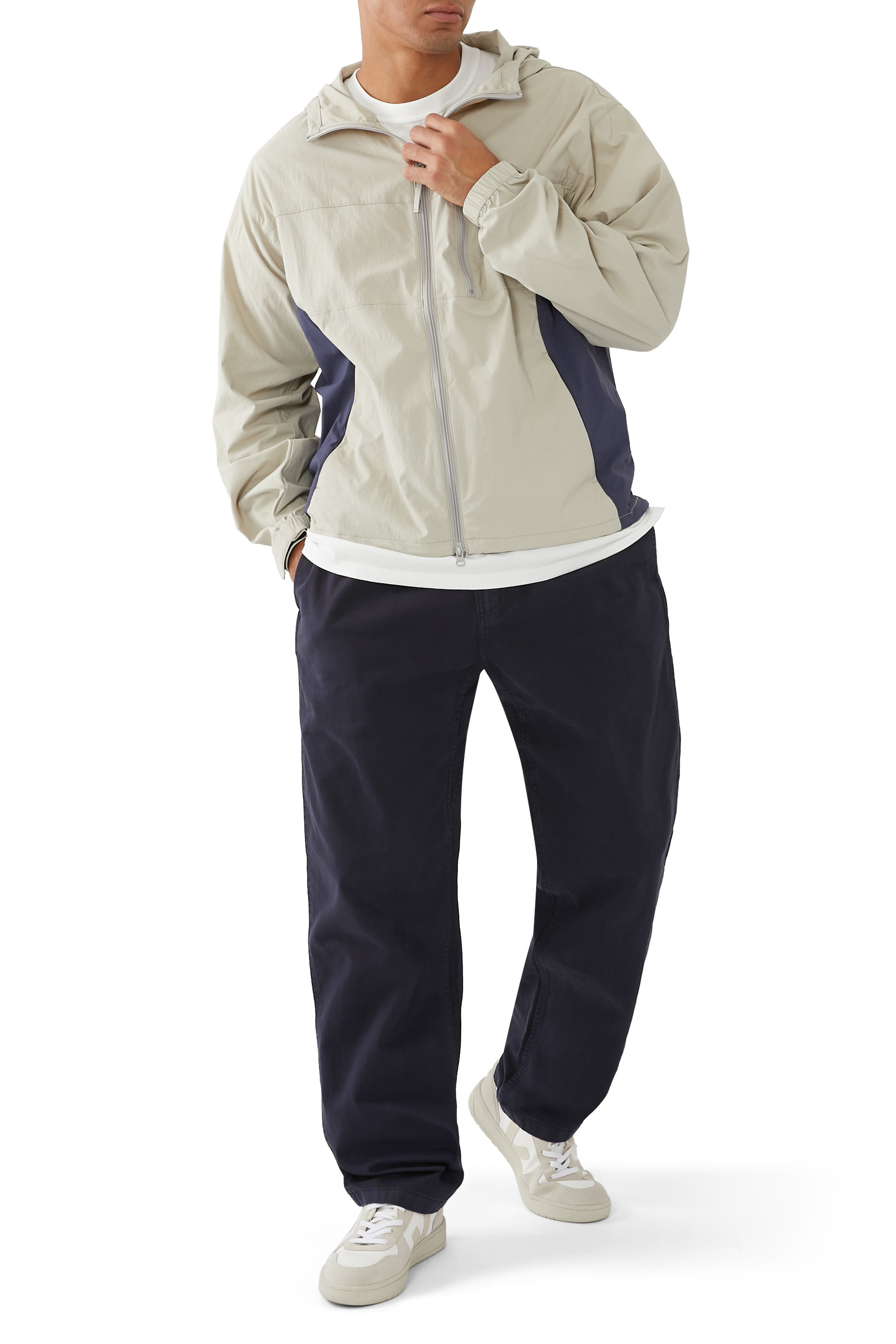 جاكيت بغطاء رأس شيل نايلون ناعم