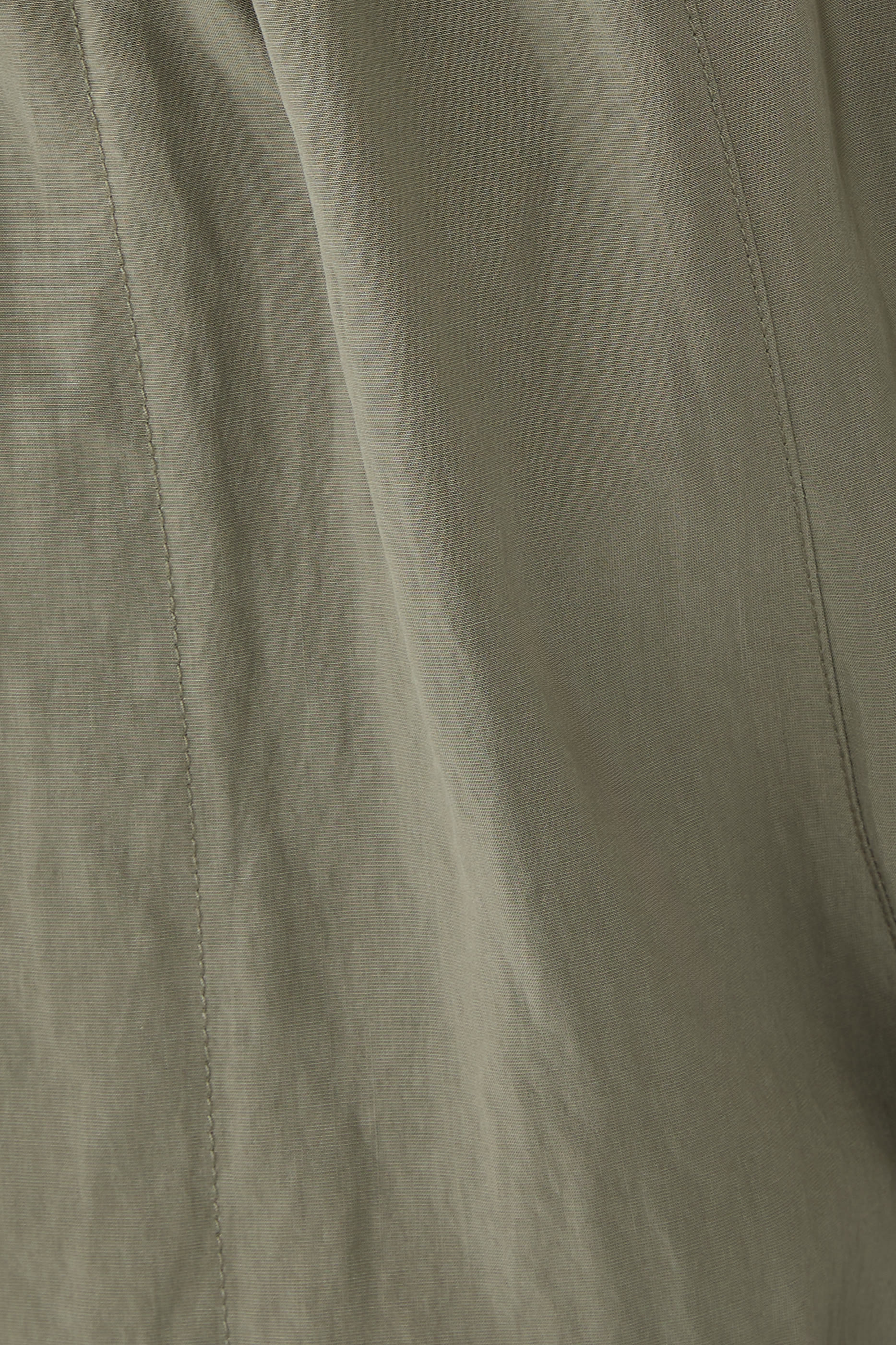 بنطال عملي بخصر متوسط الإرتفاع ورباط تضييق