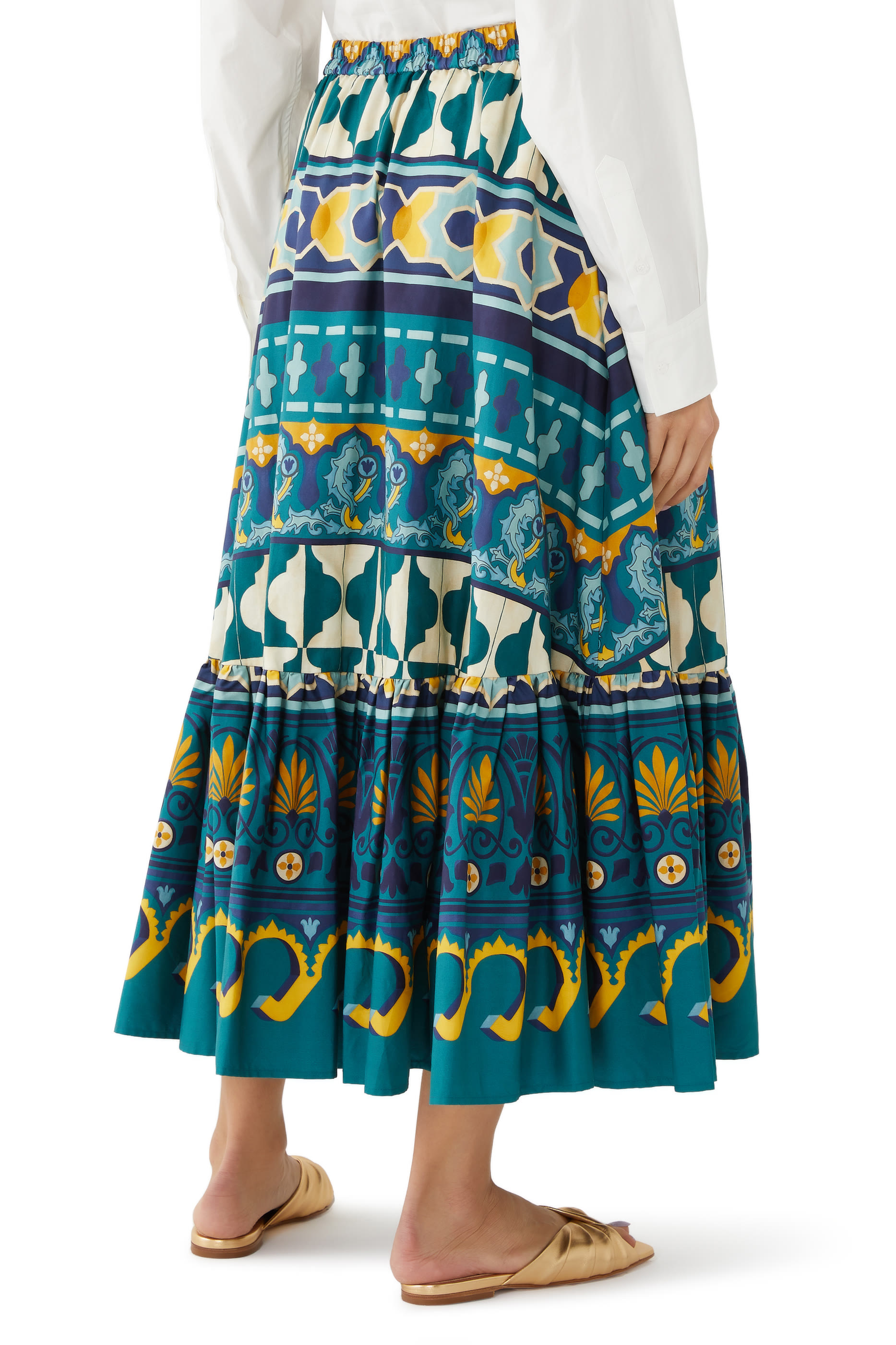 تنورة سن ست كاساريالي بلاسيه إيميرلد