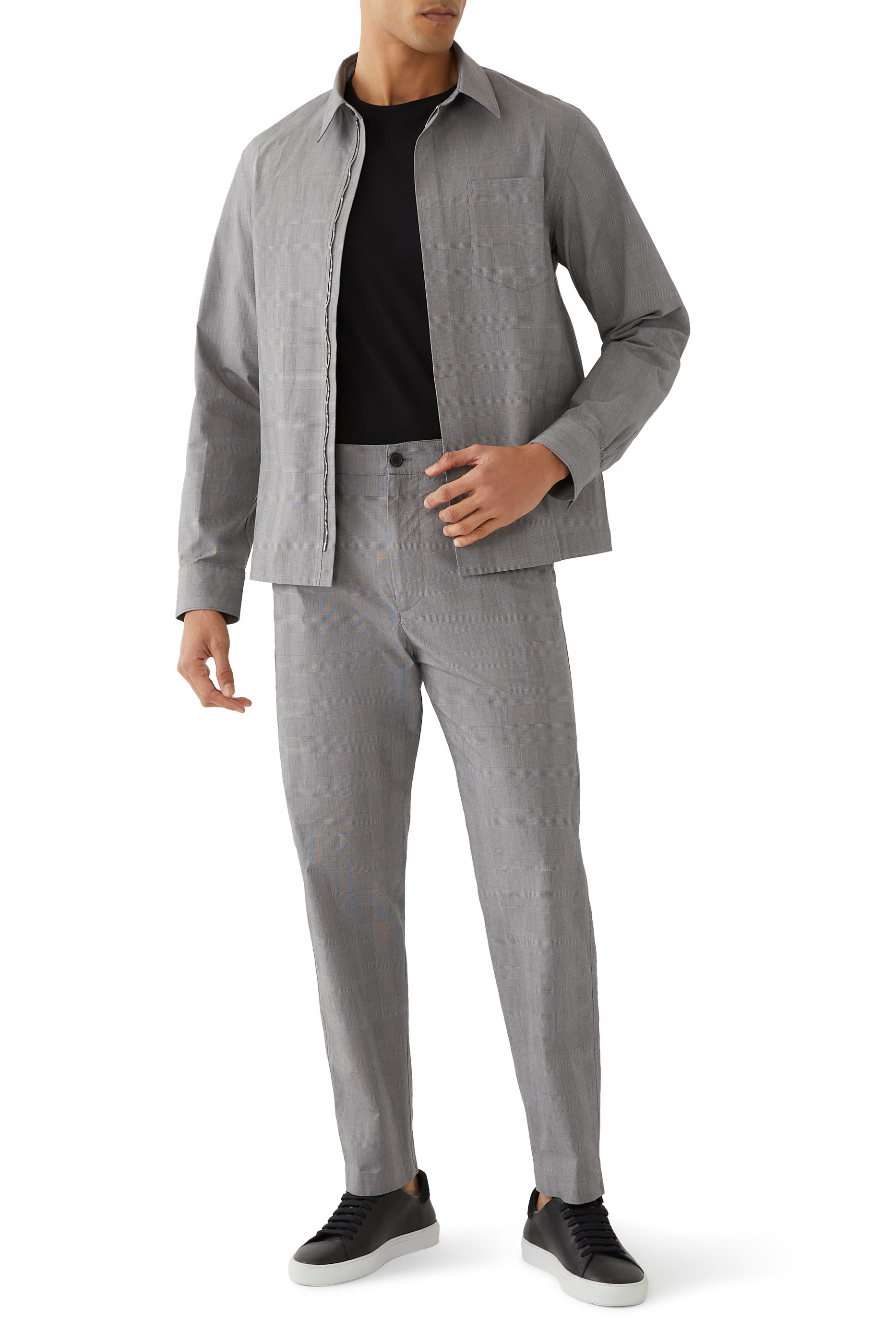 بنطال تشينو