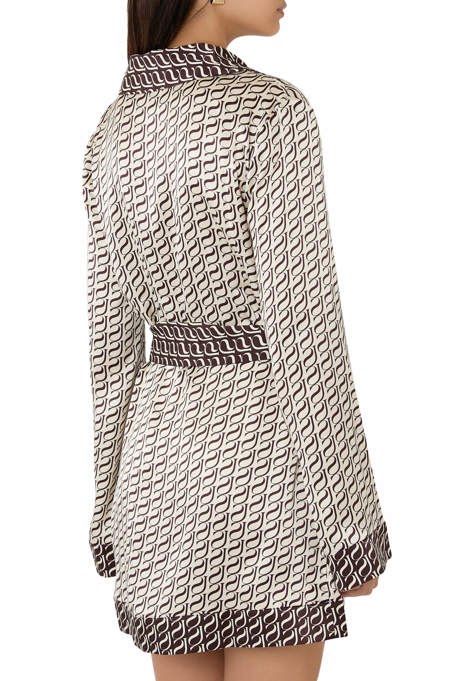 فستان قصير متباين بحروف شعار الماركة