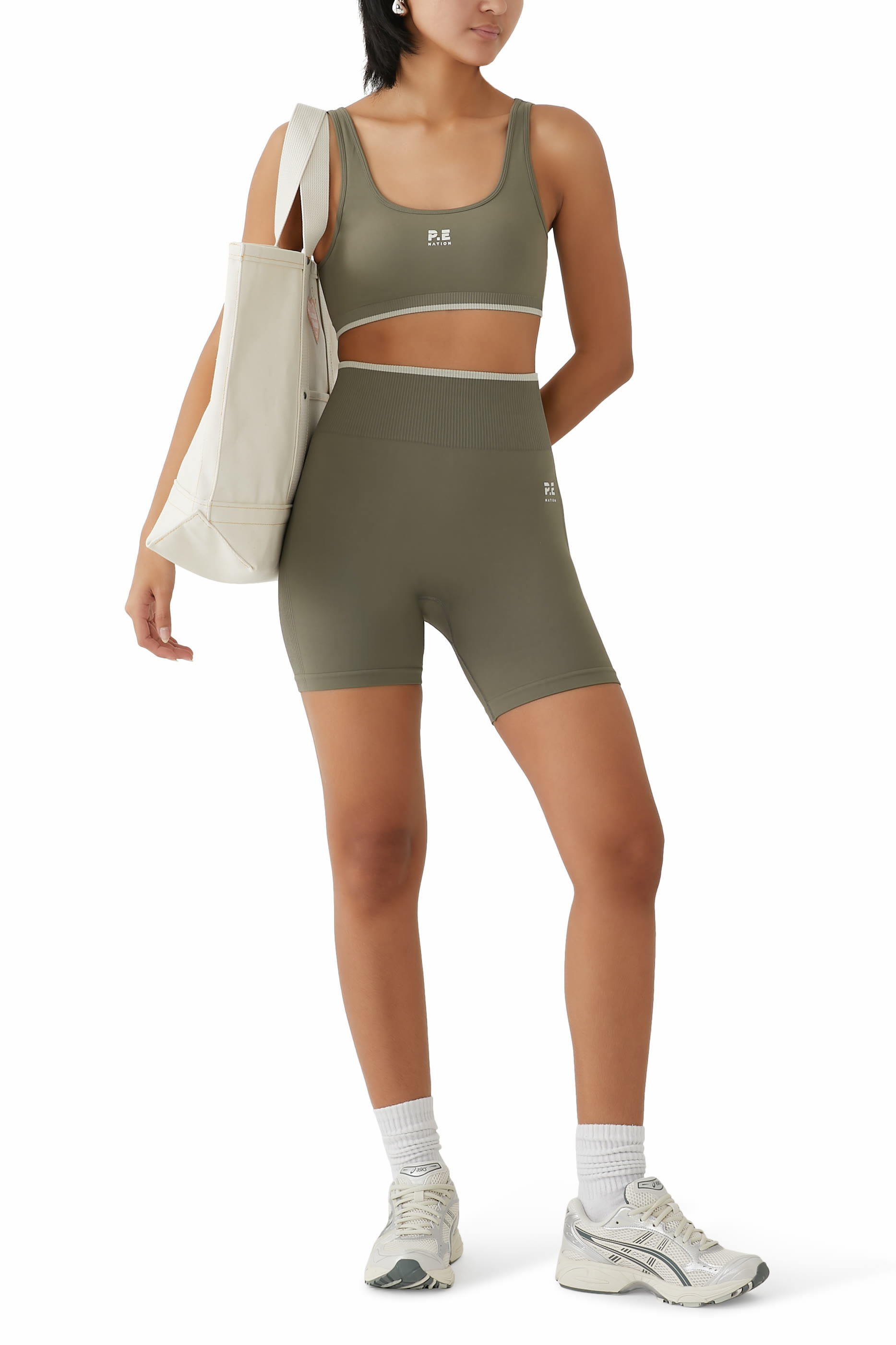 حمالة صدر ريستور بلا حياكة بياقة عميقة