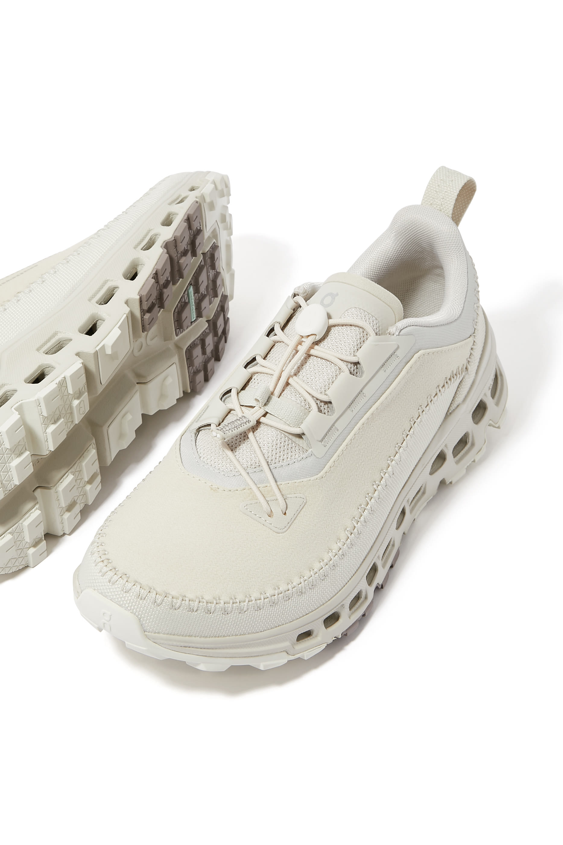 سنيكرز كلاودواي 2 للنساء