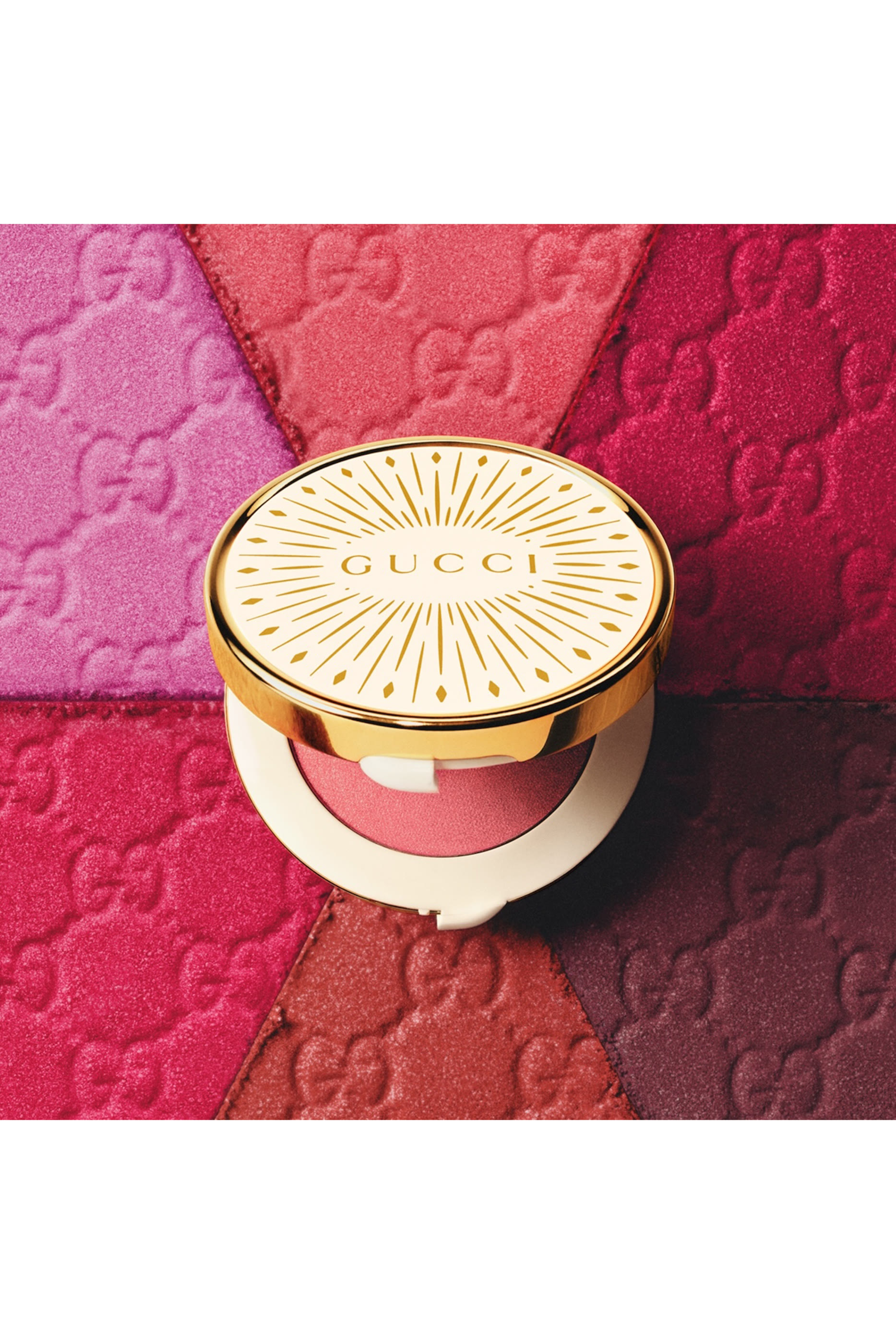 أحمر خدود غلو