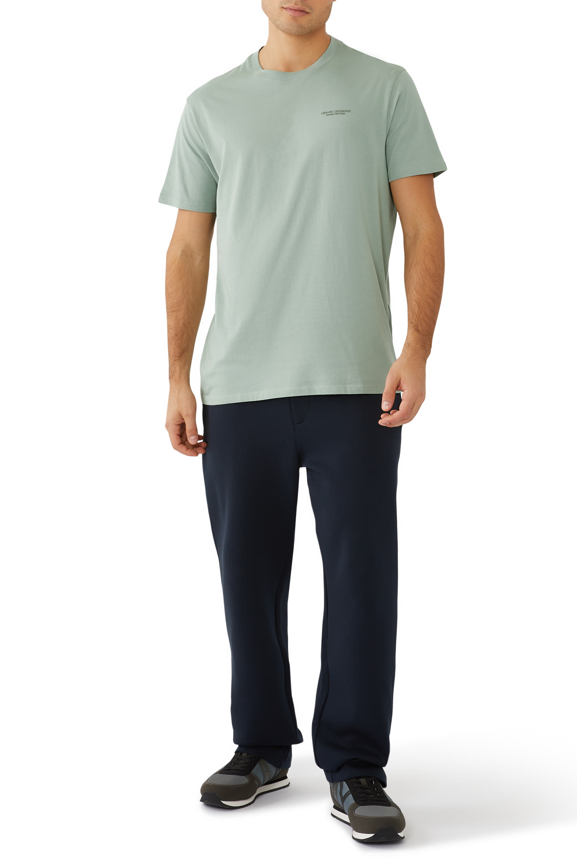 تيشيرت بشعار الماركة