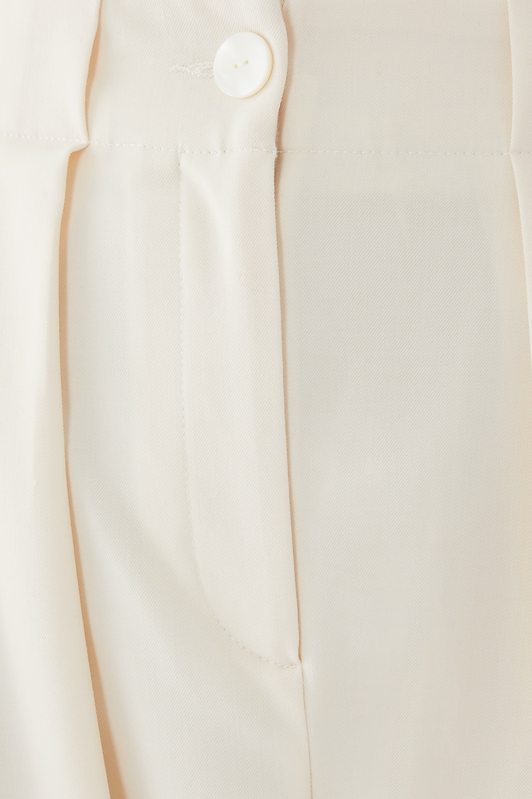 حذاء مفتوح بطبعة فهد ونعل مسطح