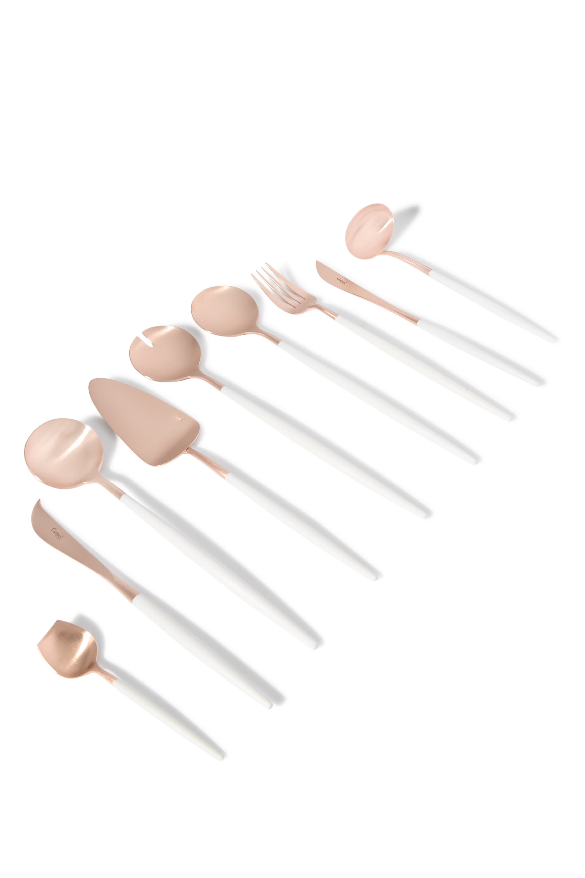 طقم أدوات المائدة غوا