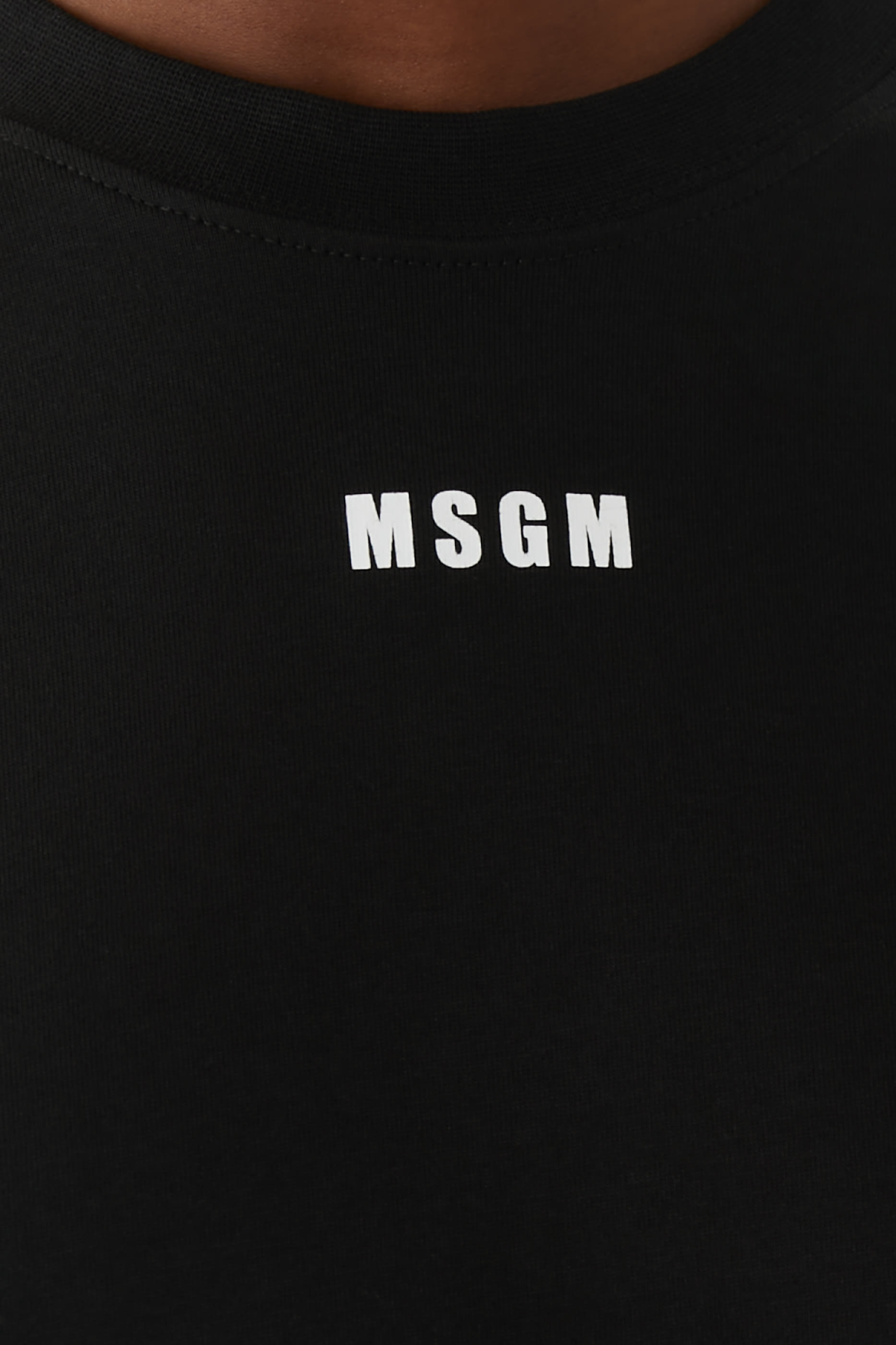 فستان بتصميم تيشيرت بشعار الماركة بحجم صغير جيرسيه