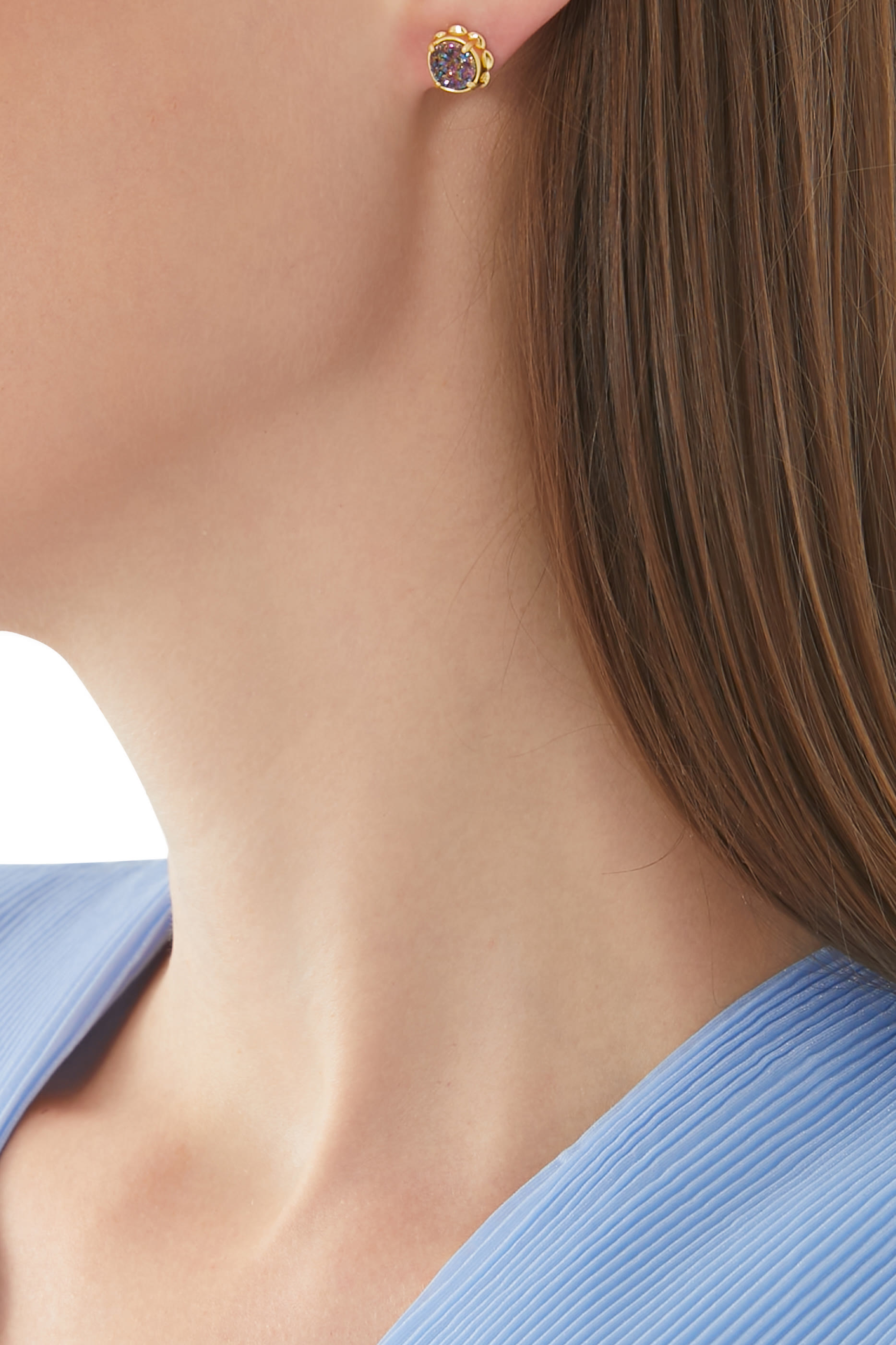 أقراط جلام مرصعة بأحجار