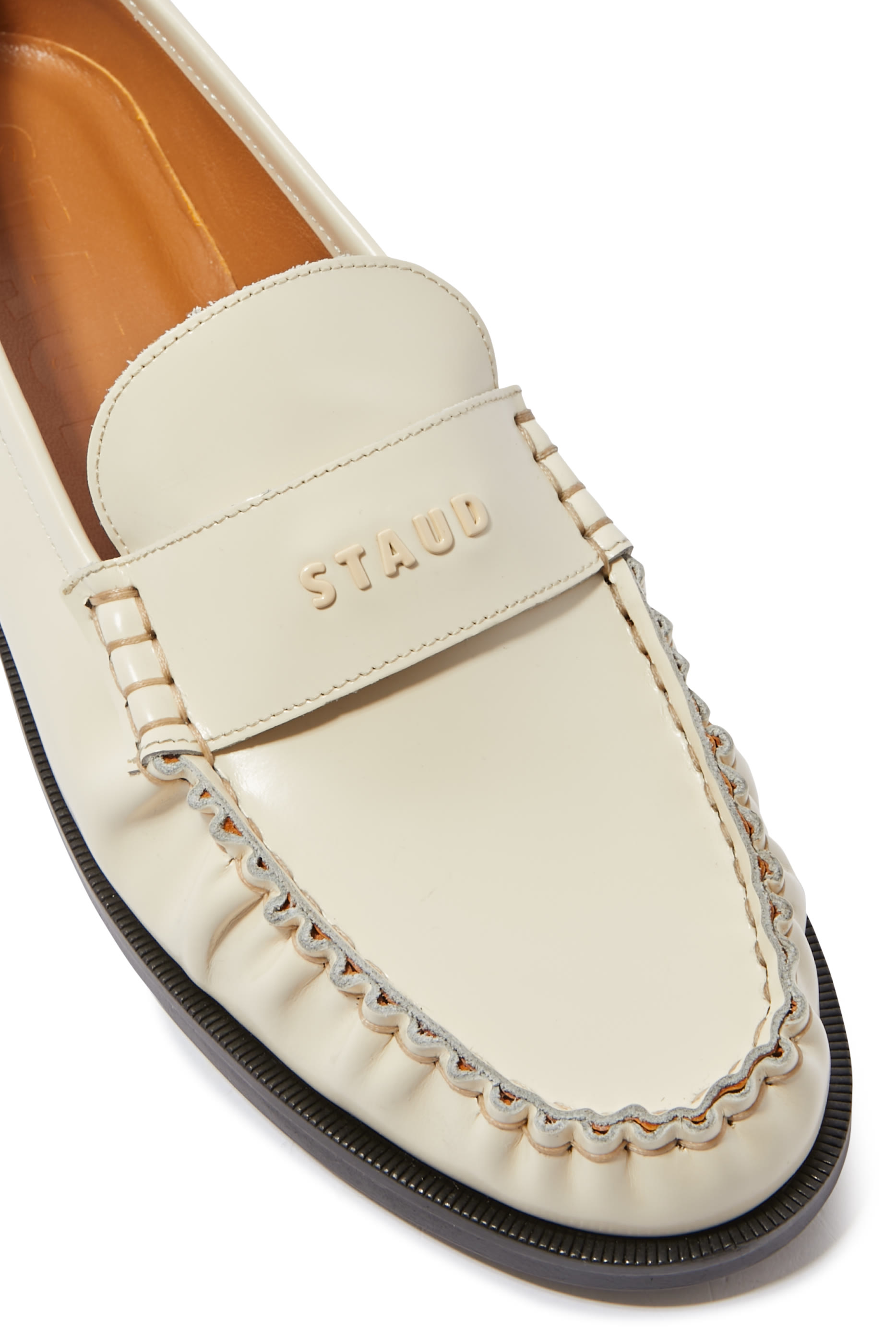 حذاء لولو سهل الإرتداء