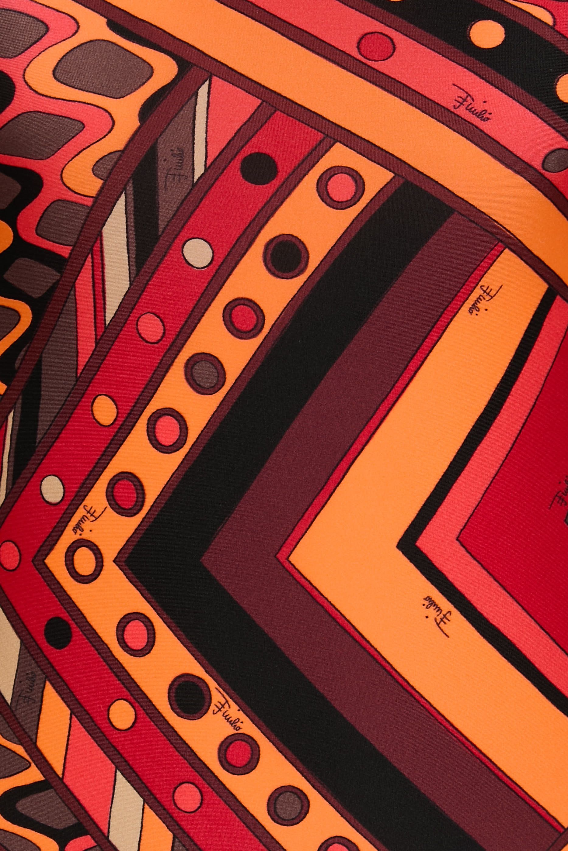 بدلة سباحة بنقشة فيفارا