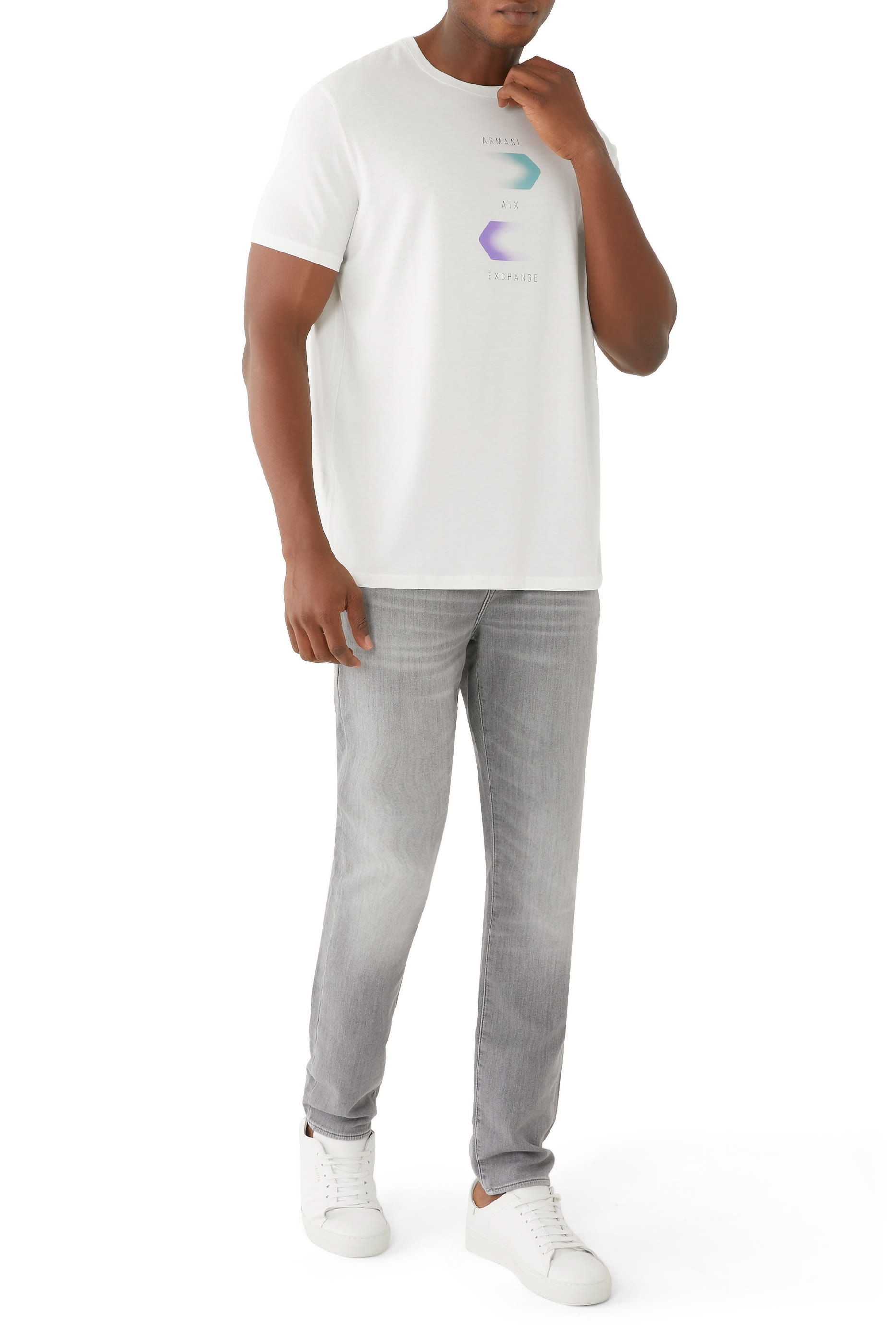 تيشيرت ميتا نايتشر بياقة ضيقة