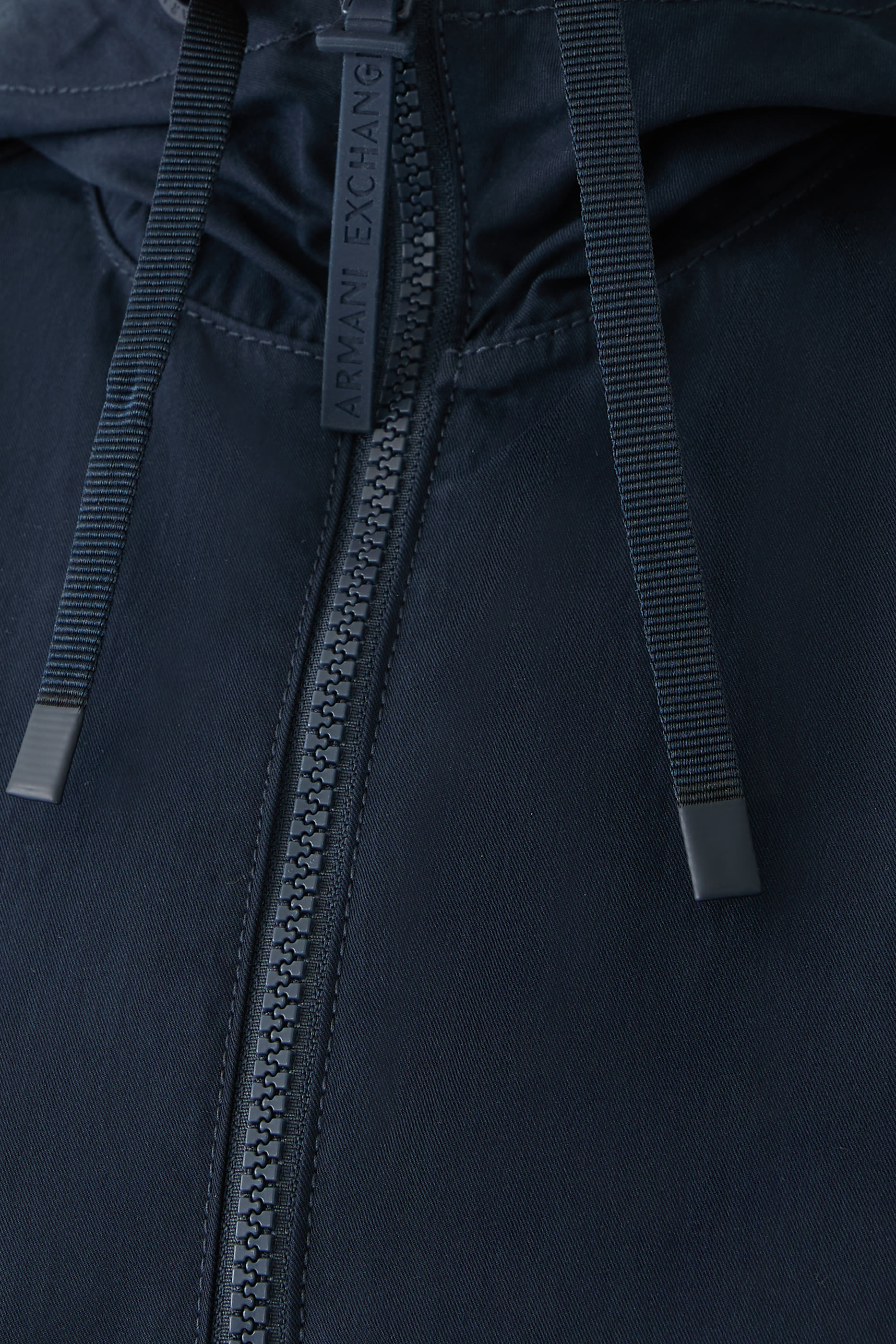 جاكيت دنيم بسحاب كامل